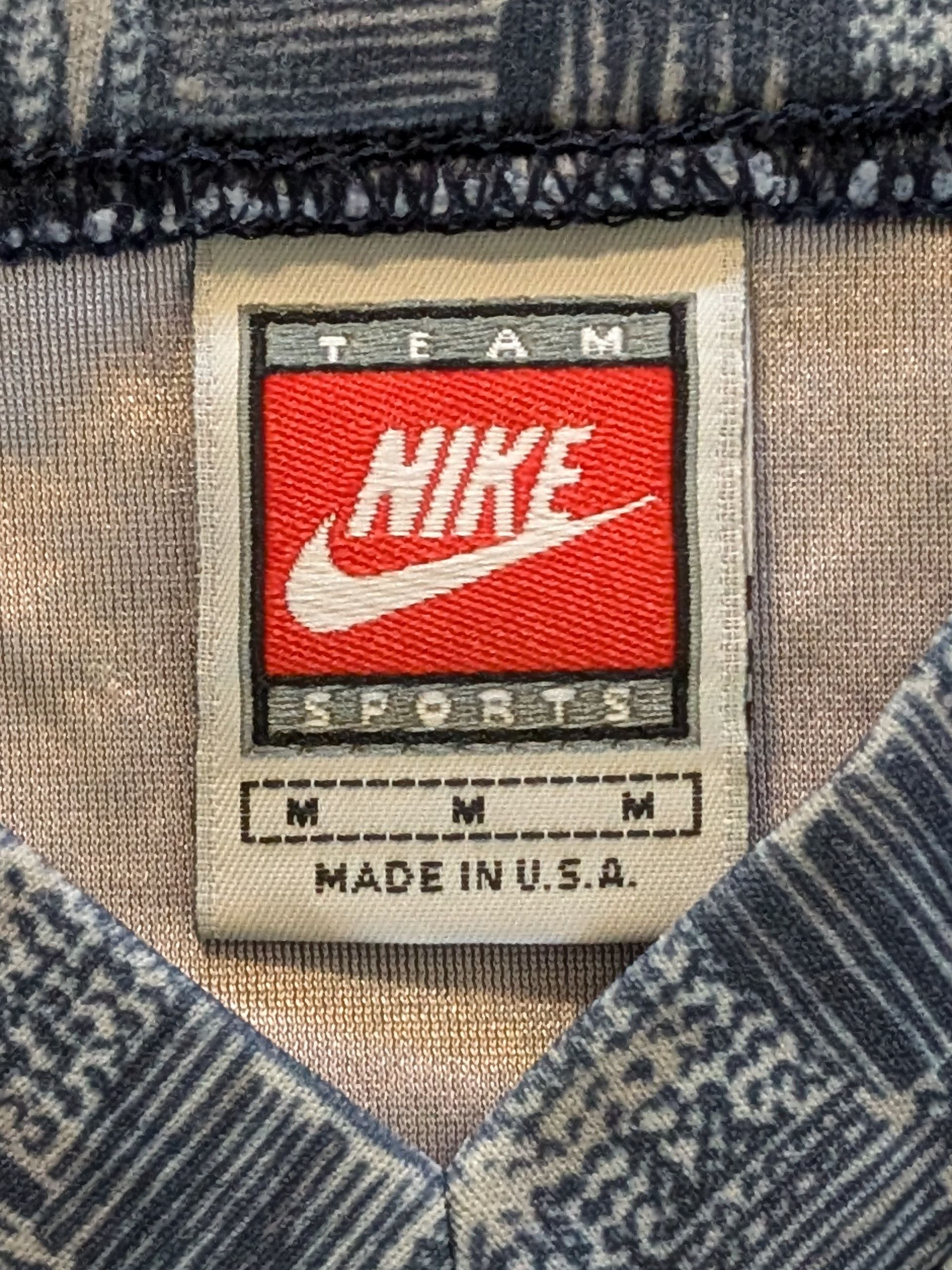 Nike Vintage Georgetown Nike '33' Jersey - Size M Size US M / EU 48-50 / 2 - 3 Thumbnail
