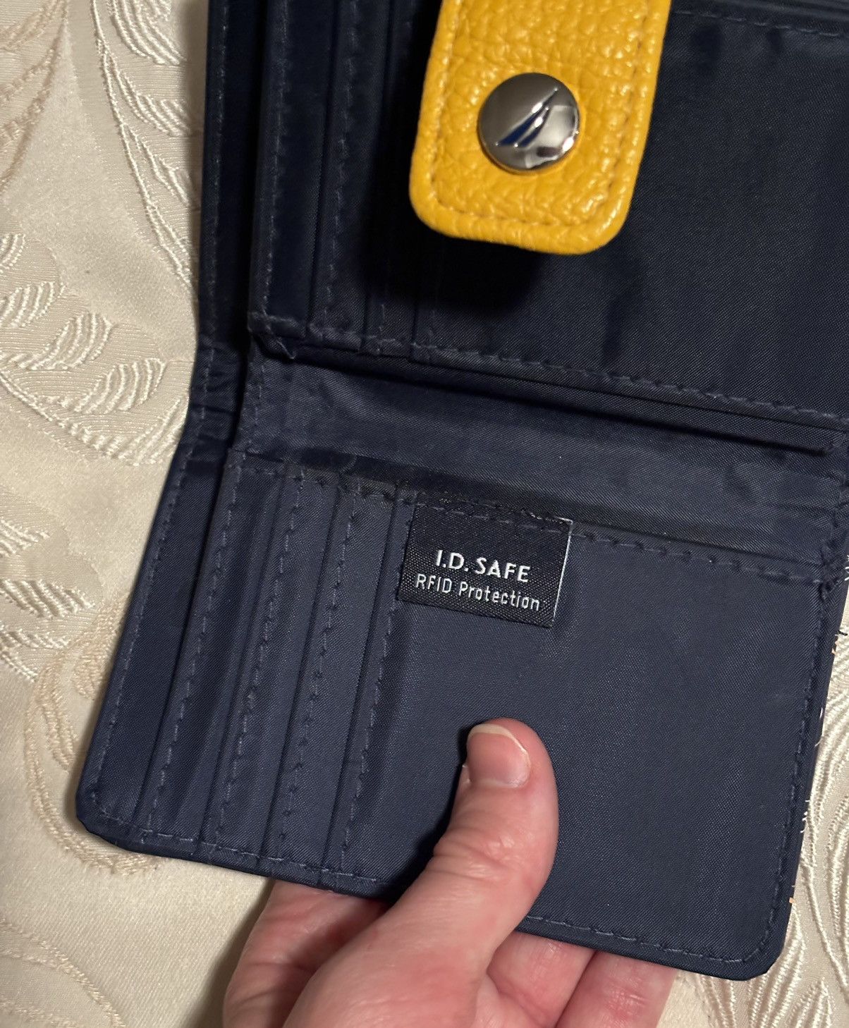 Nautica × Vintage Nautica Snap Button Wallet Leather Billfold Zip RFID Size ONE SIZE - 5 Thumbnail