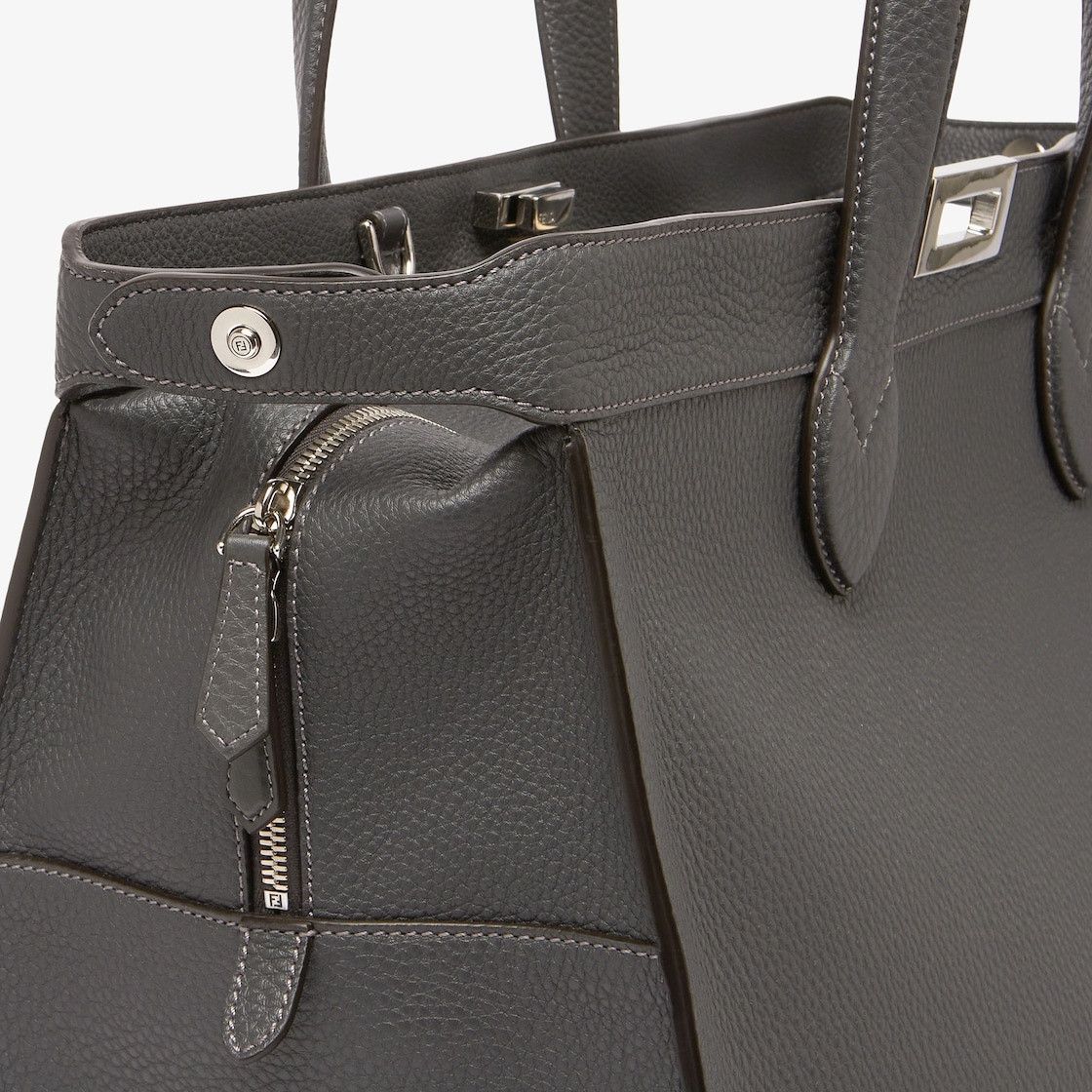 Fendi o1s1wg111224 Size: OS / Peekaboo ISeeU Forty8 Bag in Black Size ONE SIZE - 5 Thumbnail