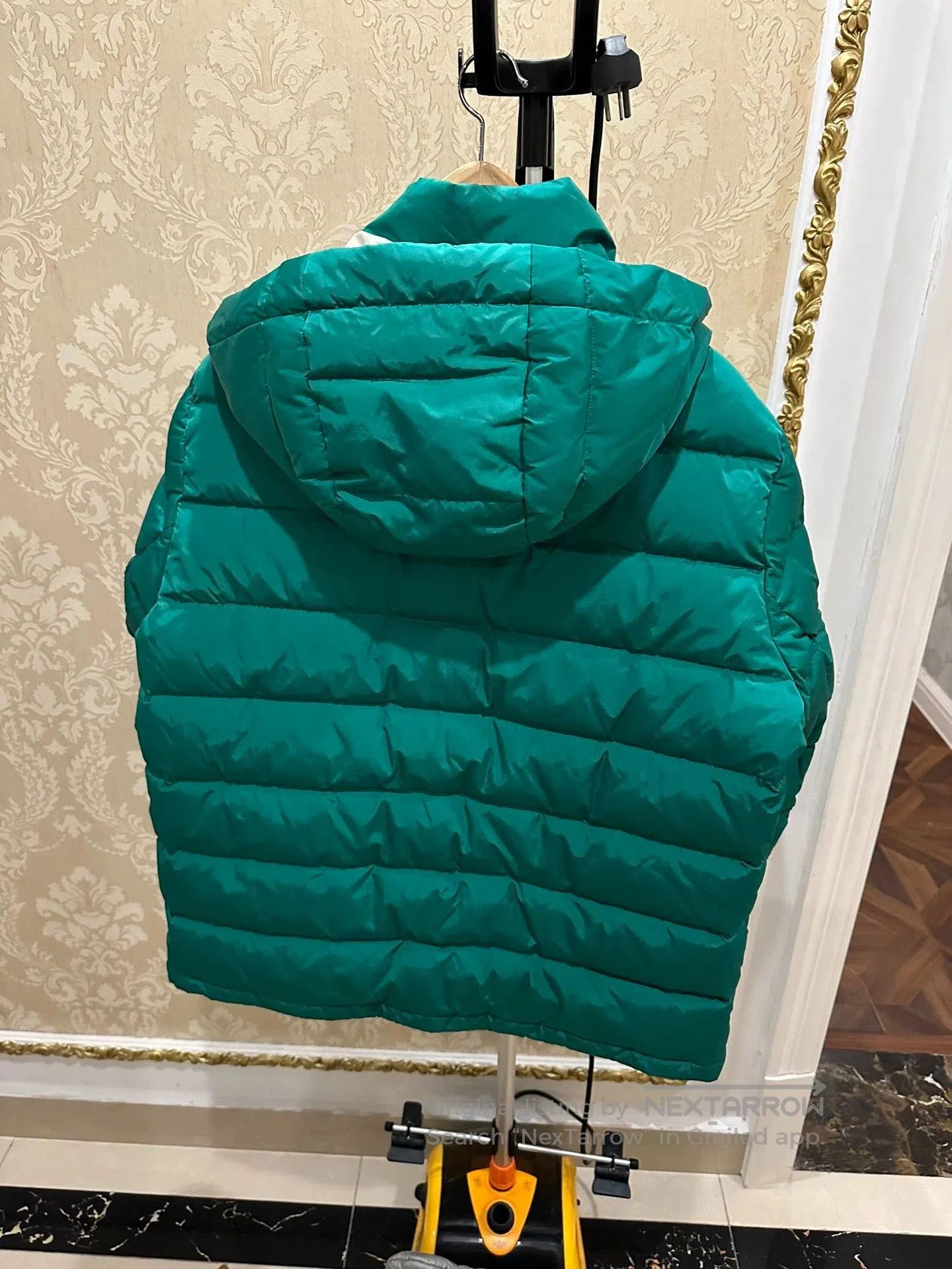 Valentino Valentino Goose Down Puffer Jacket. Size US M / EU 48-50 / 2 - 2 Thumbnail