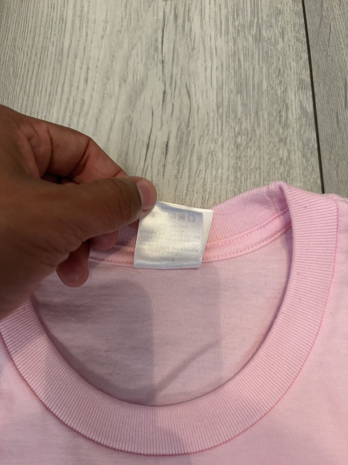 Supreme Supreme SS26 Hard Tee Pink - Size M Size US M / EU 48-50 / 2 - 8 Thumbnail