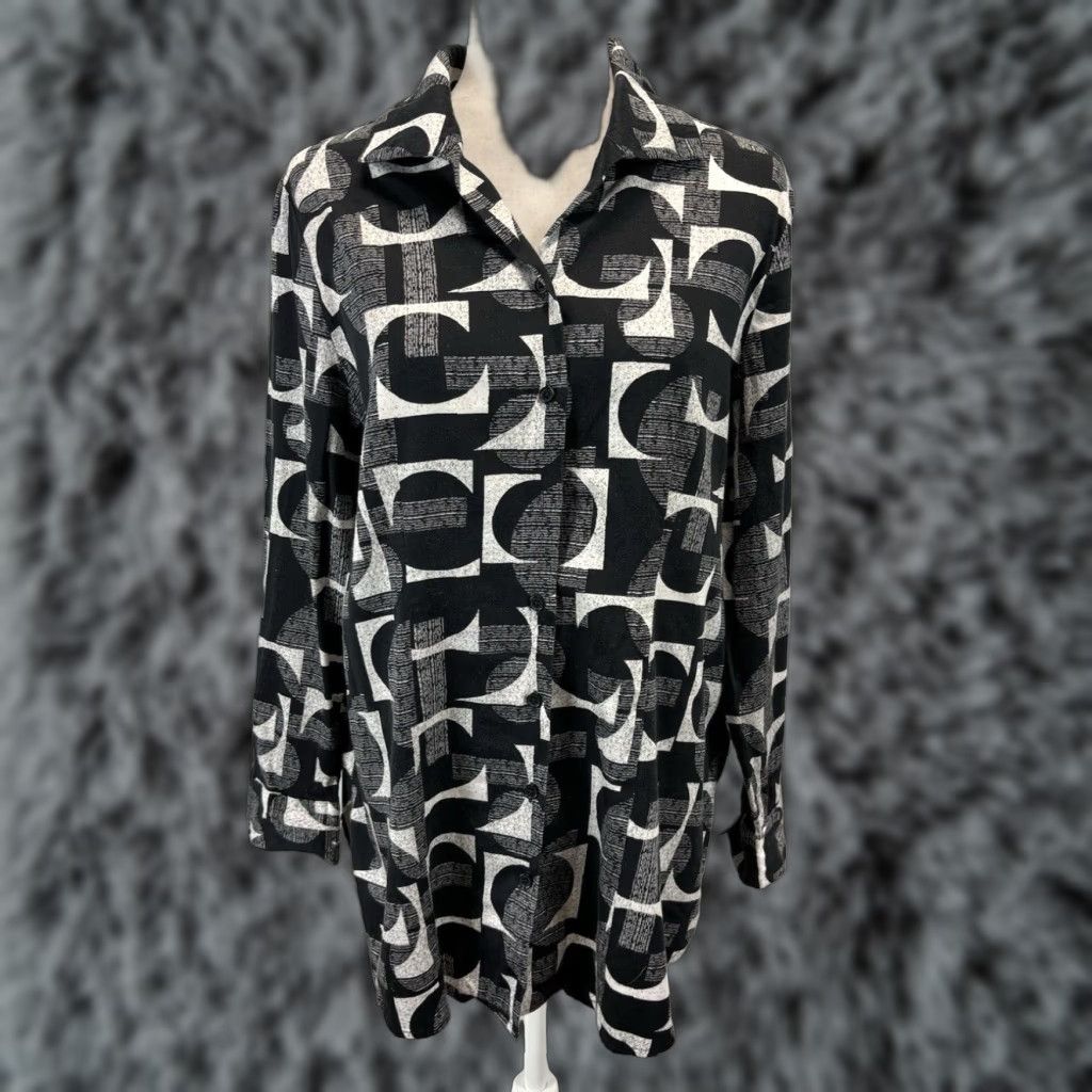 Vintage Chico's Women's Tunic Top Shirt Medium Black Gray Geometric Button Up Cotton Blend Size M / US 6-8 / IT 42-44 - 1 Thumbnail