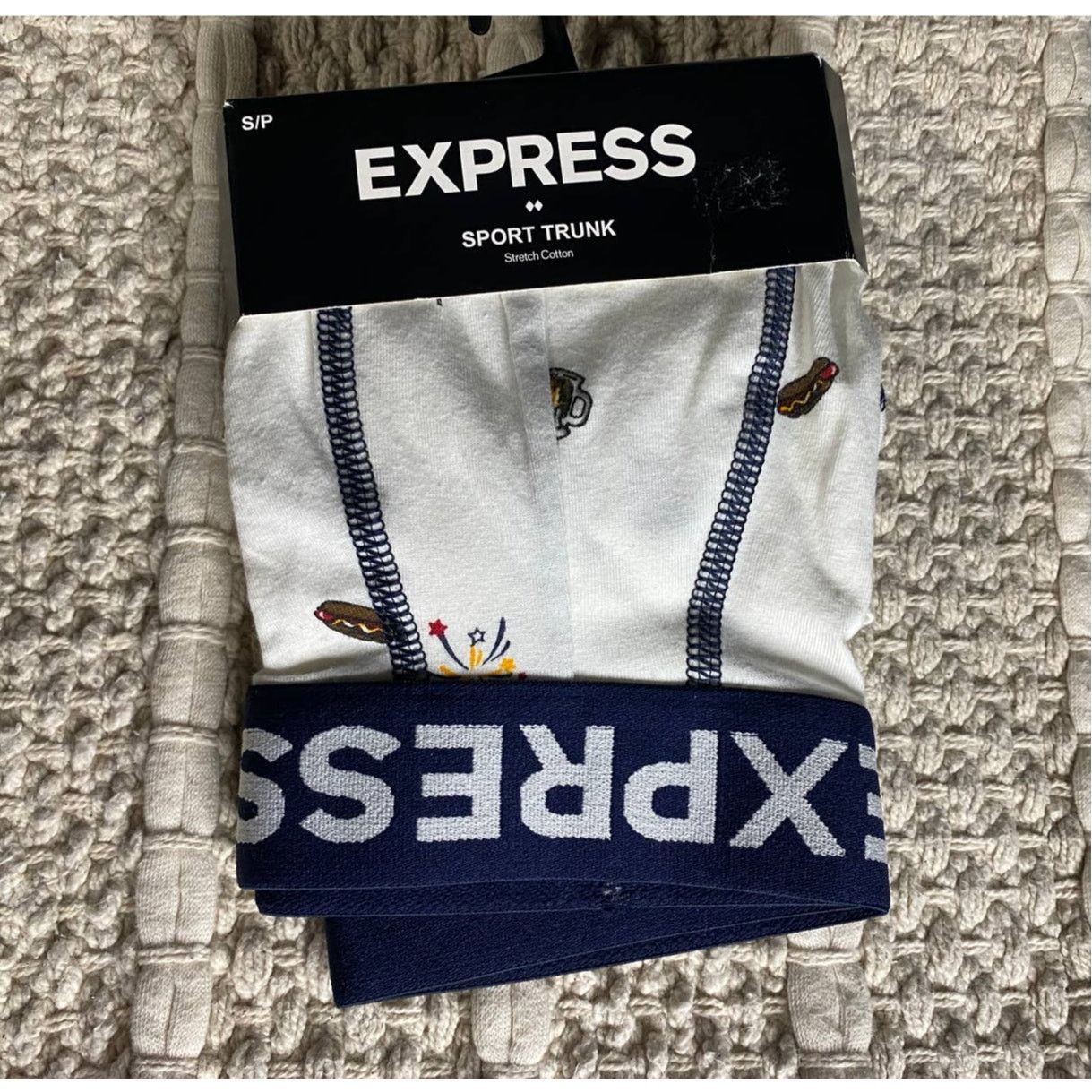 Express Express Sports Trunk Size ONE SIZE - 1 Thumbnail