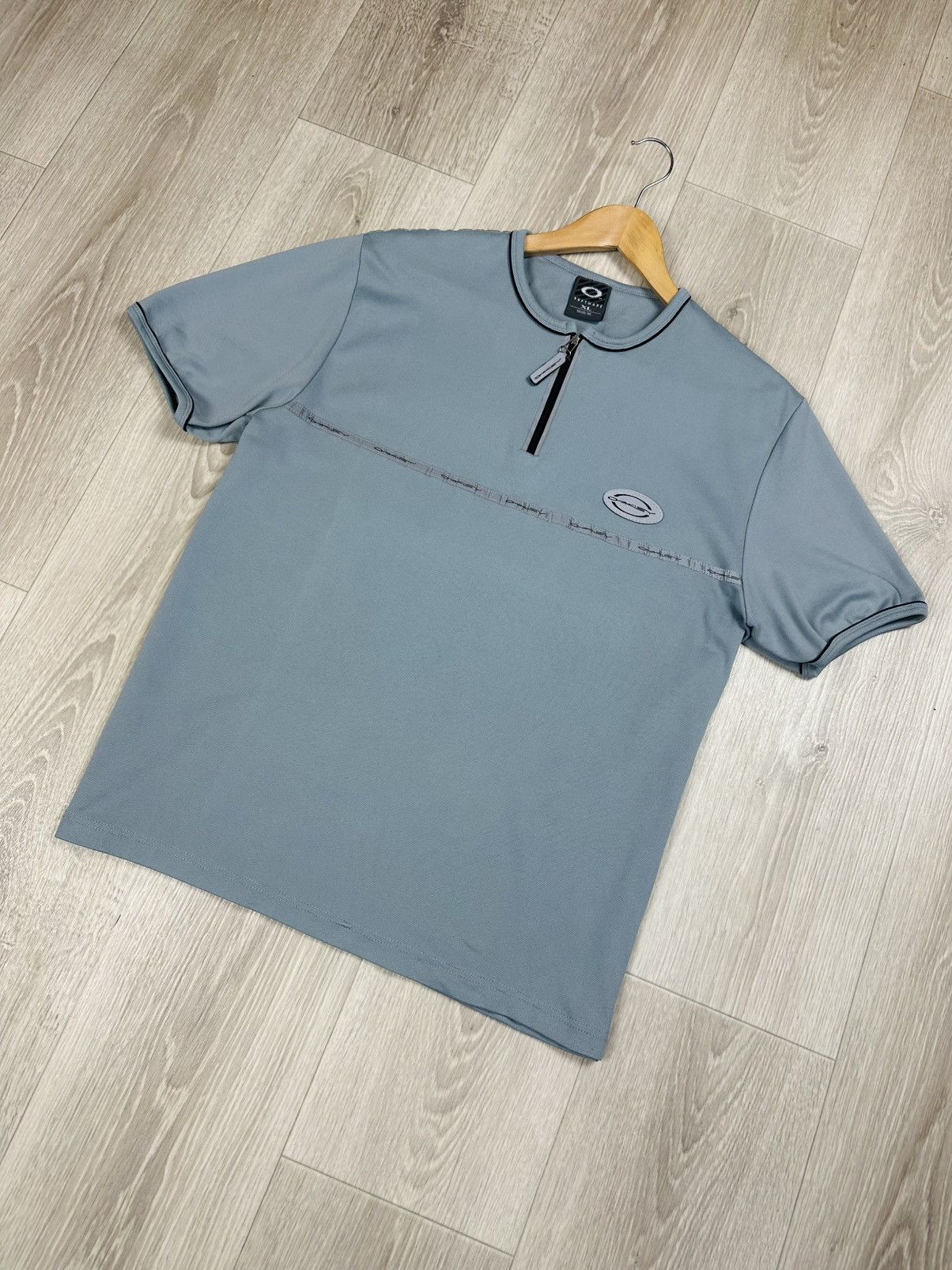 Oakley × Vintage Oakley Software Vintage Men's Blue Cotton Zip Neck T-Shirt Size US XL / EU 56 / 4 - 4 Thumbnail