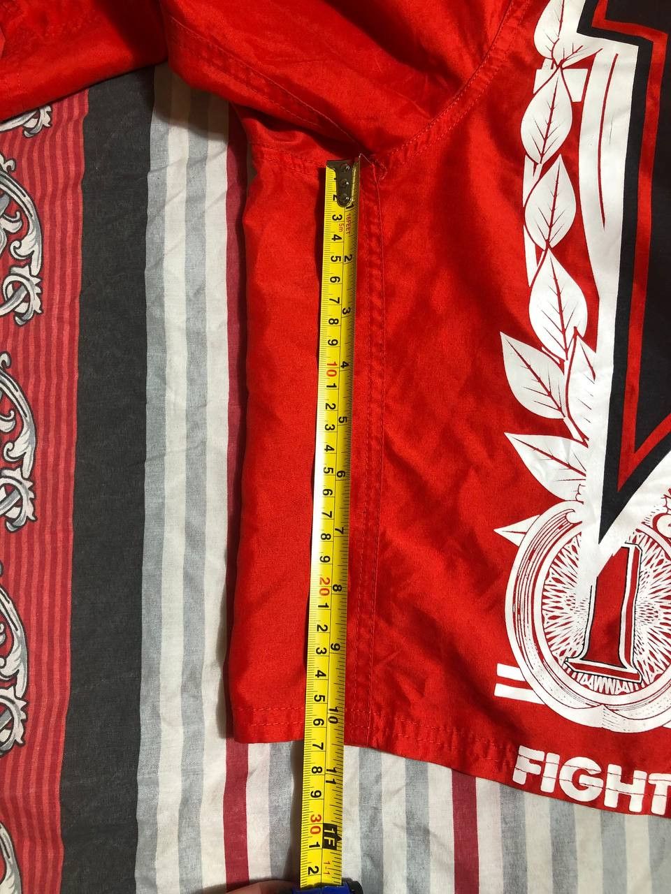 Vintage Crazy Y2K Tapout Basketball shorts Size US 36 / EU 52 - 9 Thumbnail