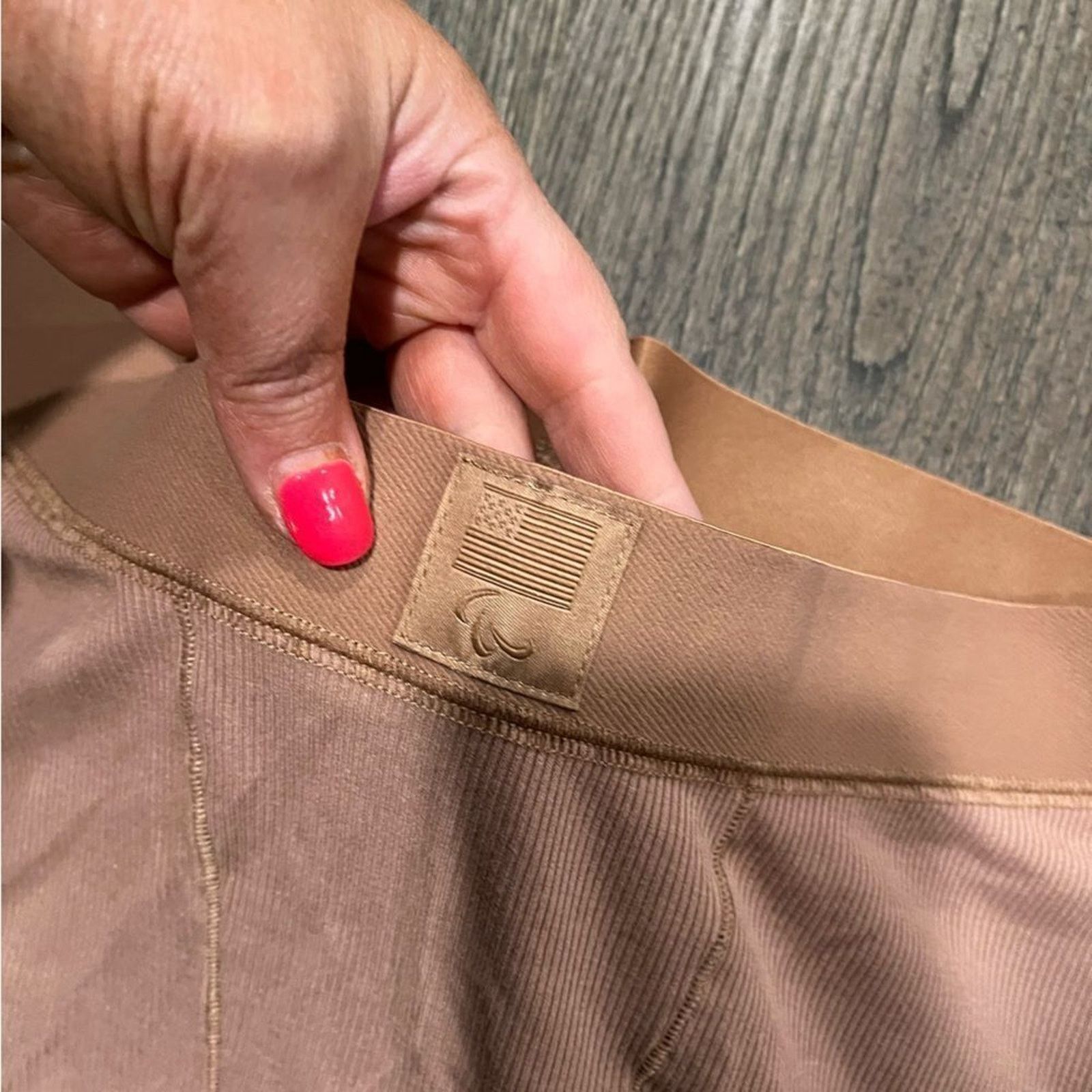 SKIMS NWT Skims Paralympics 2022 USA Capsule Leggings Sienna Siz L Size 34" / US 12 / IT 48 - 8 Thumbnail