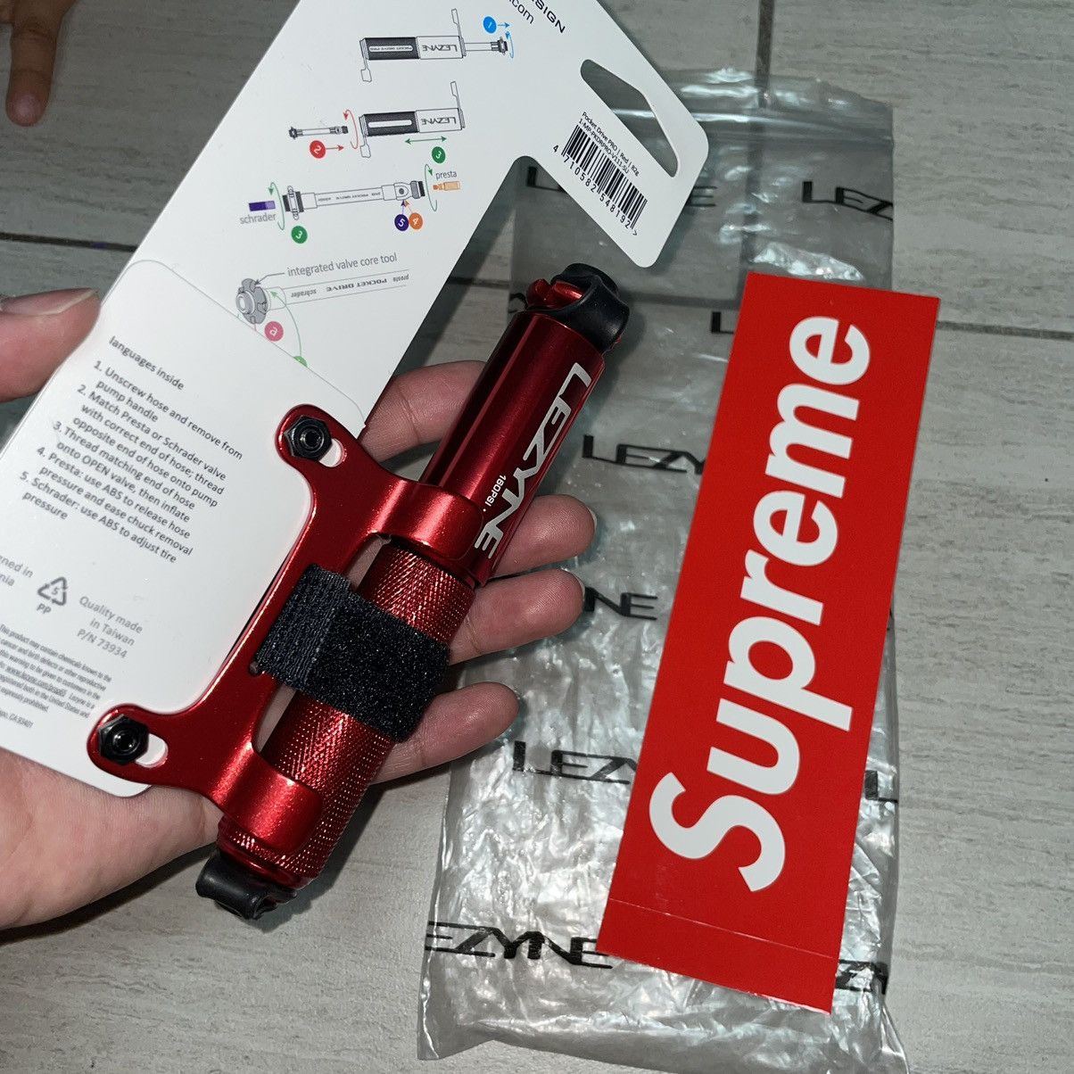 Supreme lezyne sales
