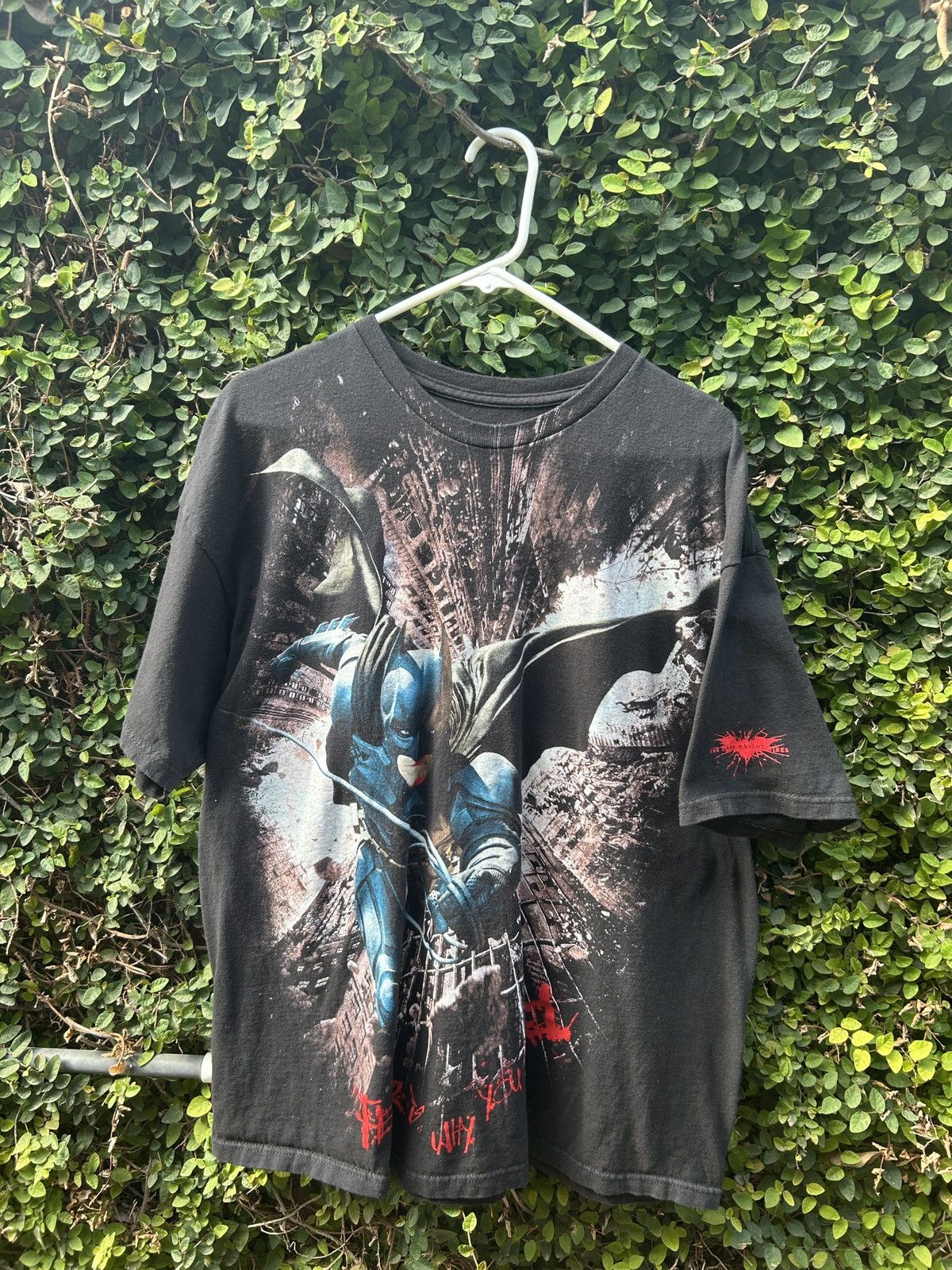 DC Comics Batman Arkham Night vintage All over Print Tee Size US XL / EU 56 / 4 - 4 Thumbnail