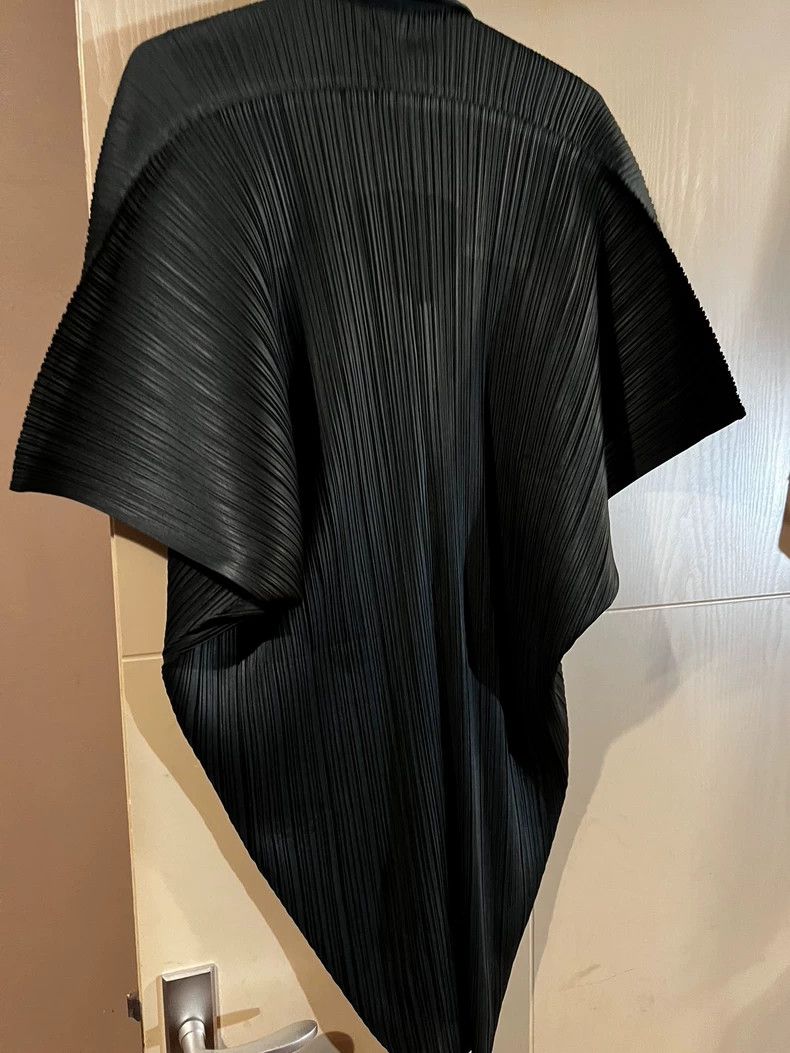 Issey Miyake Issey Miyake Dark green coat Size L / US 10 / IT 46 - 2 Thumbnail