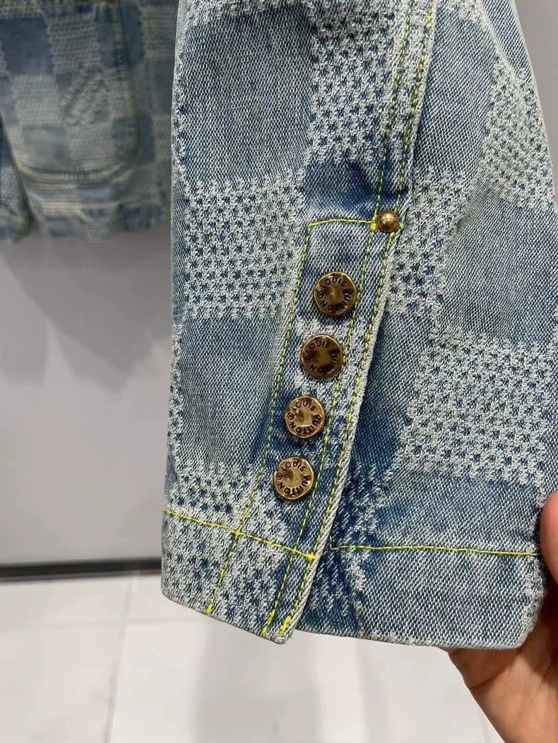 Louis Vuitton Louis Vuitton Faye Tung checkerboard pearl denim jacket 250 Size US S / EU 44-46 / 1 - 6 Thumbnail