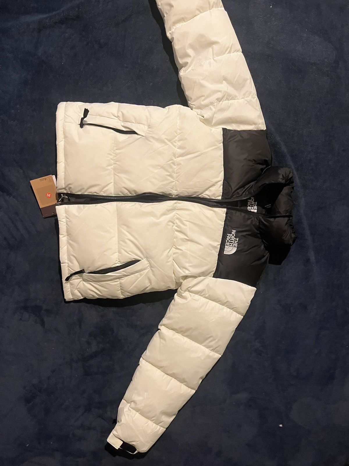 The North Face Men’s 1996 Retro Nuptse Jacket White size Medium Size US M / EU 48-50 / 2 - 1 Thumbnail
