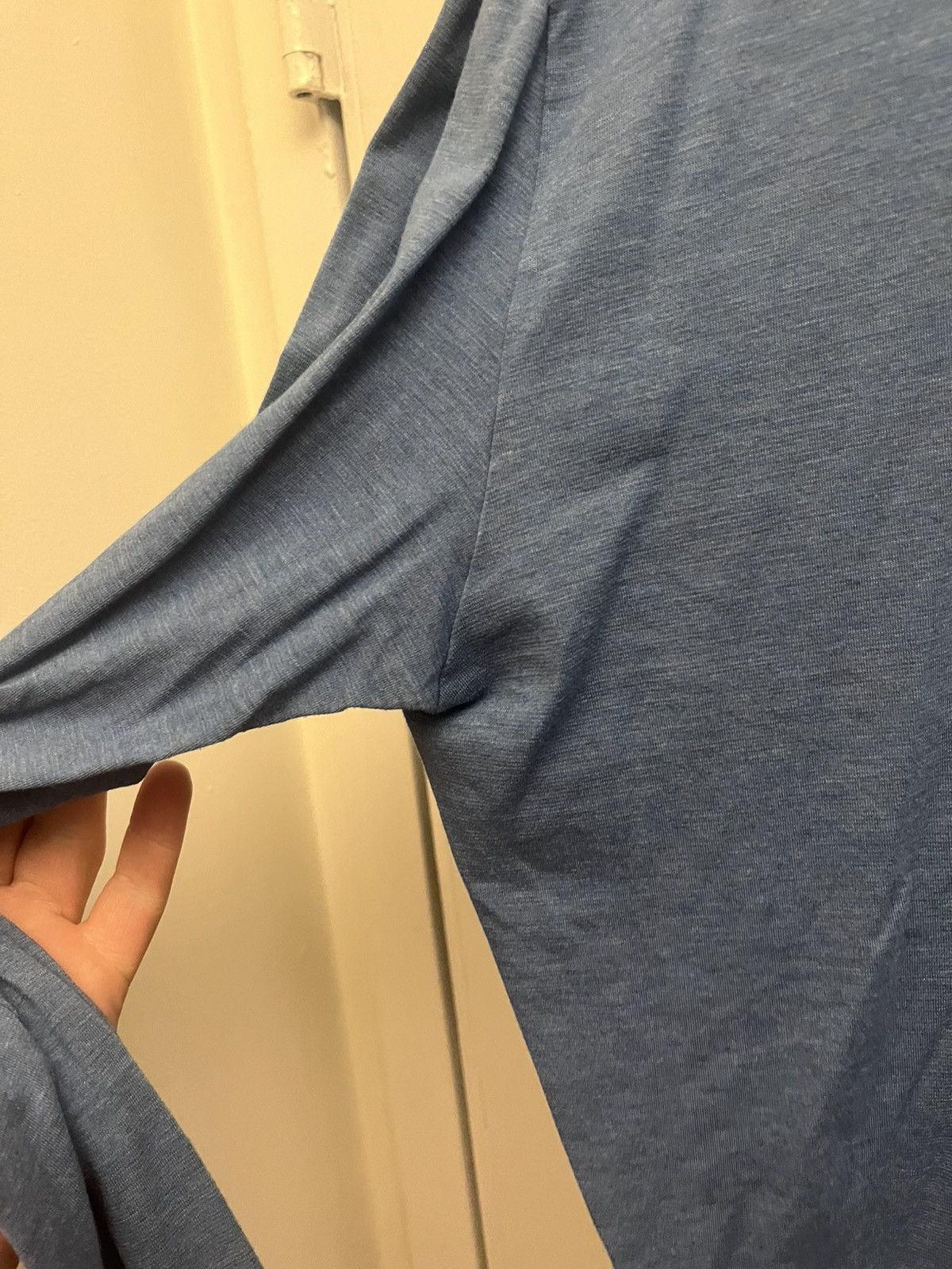 Lululemon Lululemon Men's Fundamental Blue Long Sleeve Shirt Size XXL Size US XXL / EU 58 / 5 - 4 Thumbnail