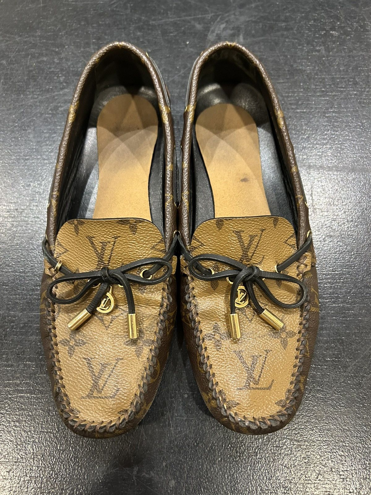 Louis Vuitton Louis Vuitton Monogram Loafers Size US 7 / EU 40 - 7 Thumbnail