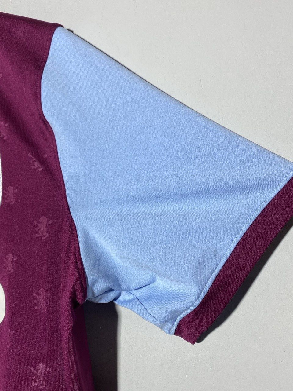 Under Armour Under Armour Aston Villa 2017/18 Home Football Shirt Jersey Size US L / EU 52-54 / 3 - 9 Thumbnail