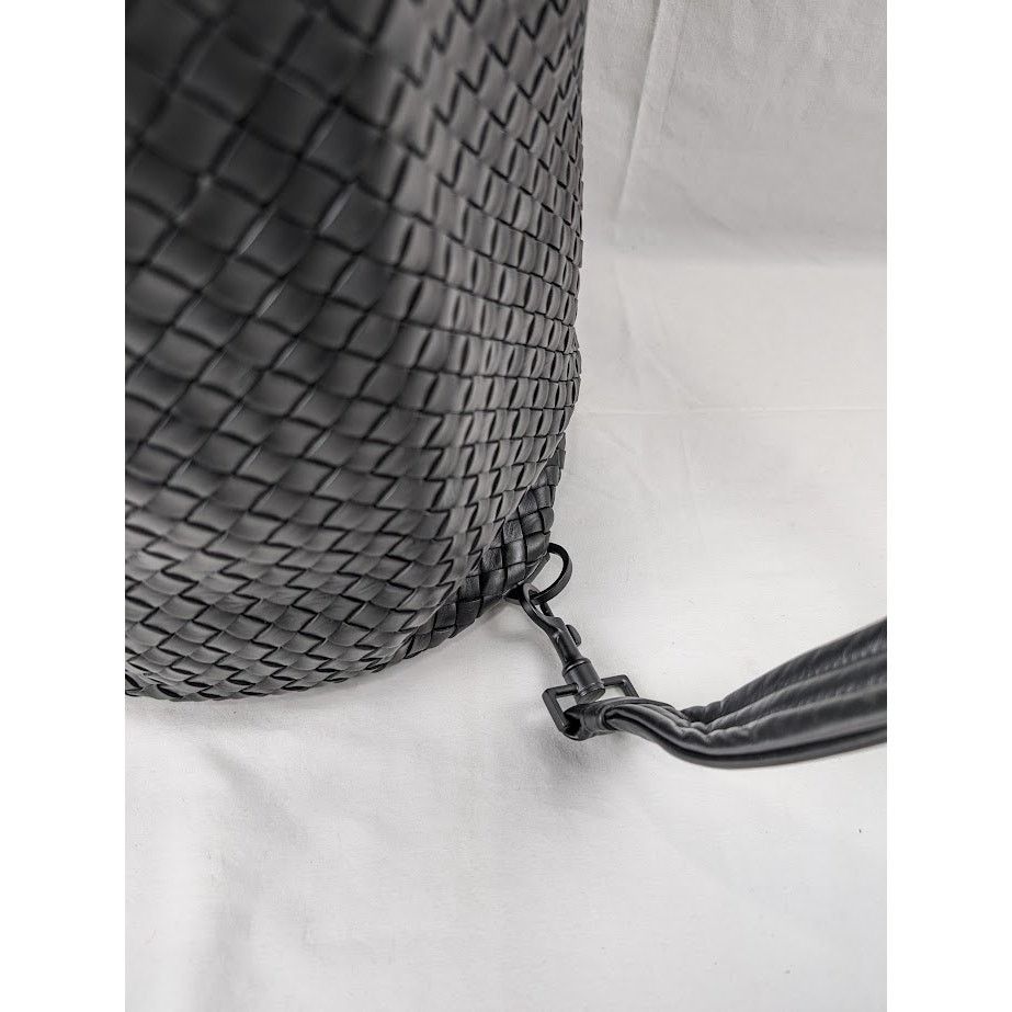 Bottega Veneta o1rshd1 Size: OS / Intrecciato Duffle Bag in Black Size ONE SIZE - 9 Thumbnail