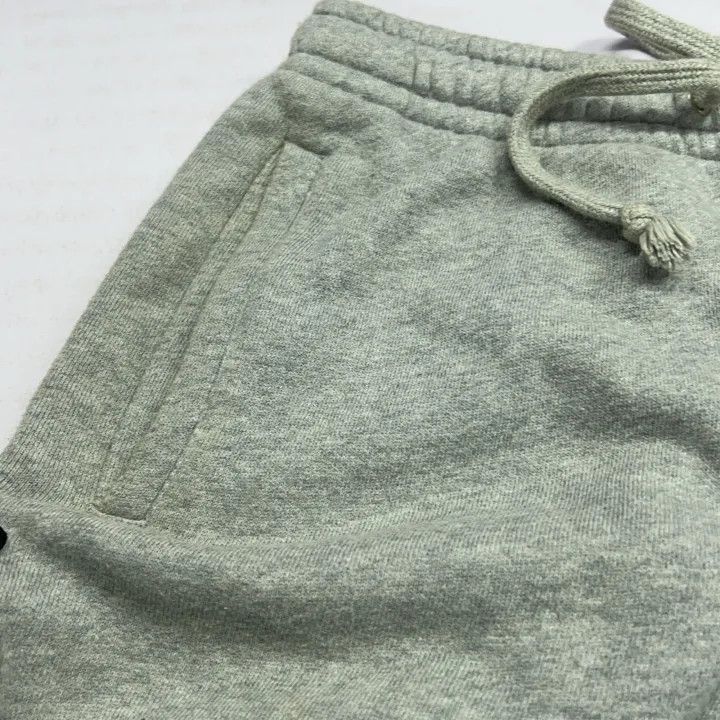 Gucci Gucci Gucci Gray Tiger Logo Sweatpants -2506 Size US 26 / EU 42 - 2 Thumbnail