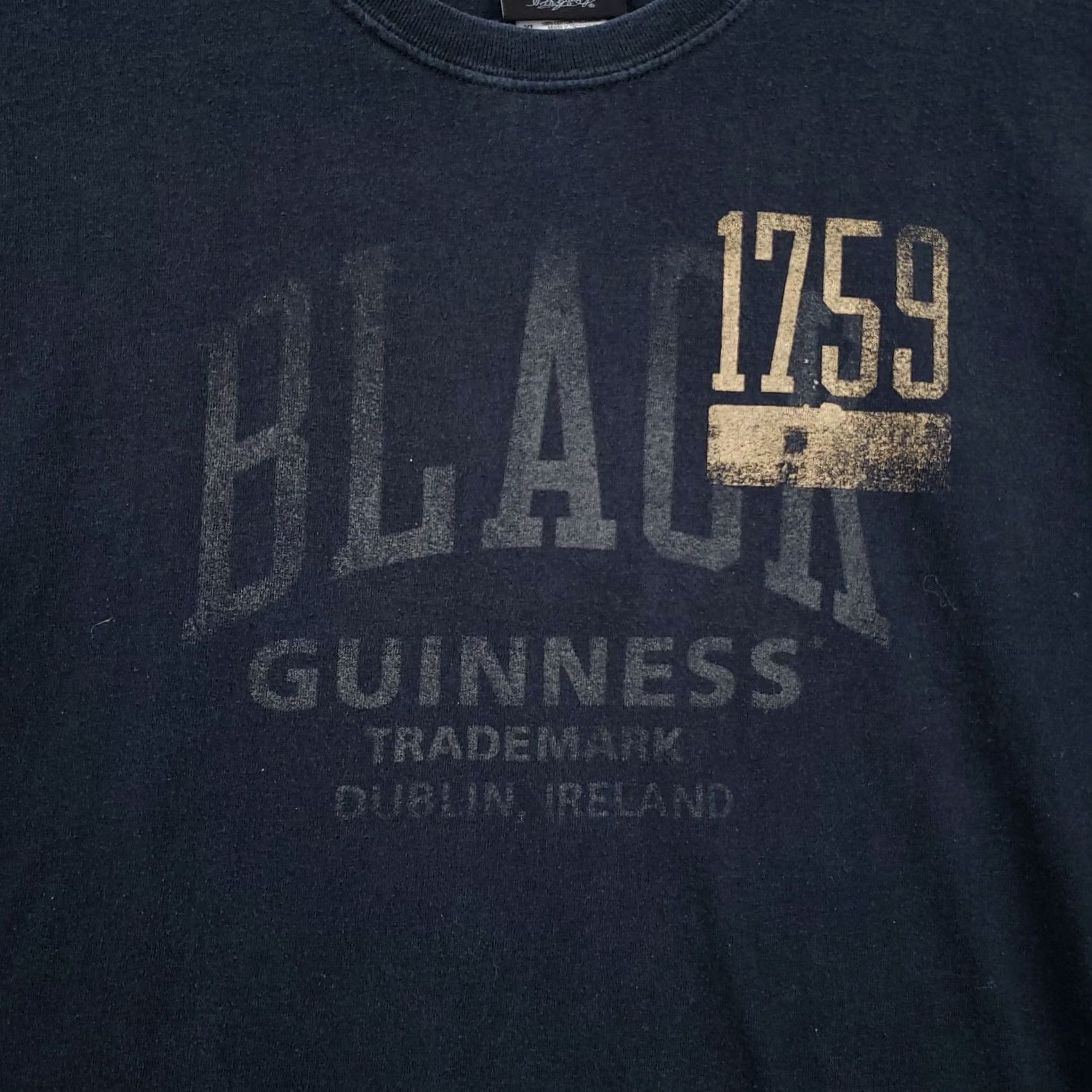 Vintage Guinness Shirt Mens XL Blue Preshrunk Short Sleeve Crew Neck T-Shirt 90s Style Beer Classic Size US XL / EU 56 / 4 - 4 Thumbnail