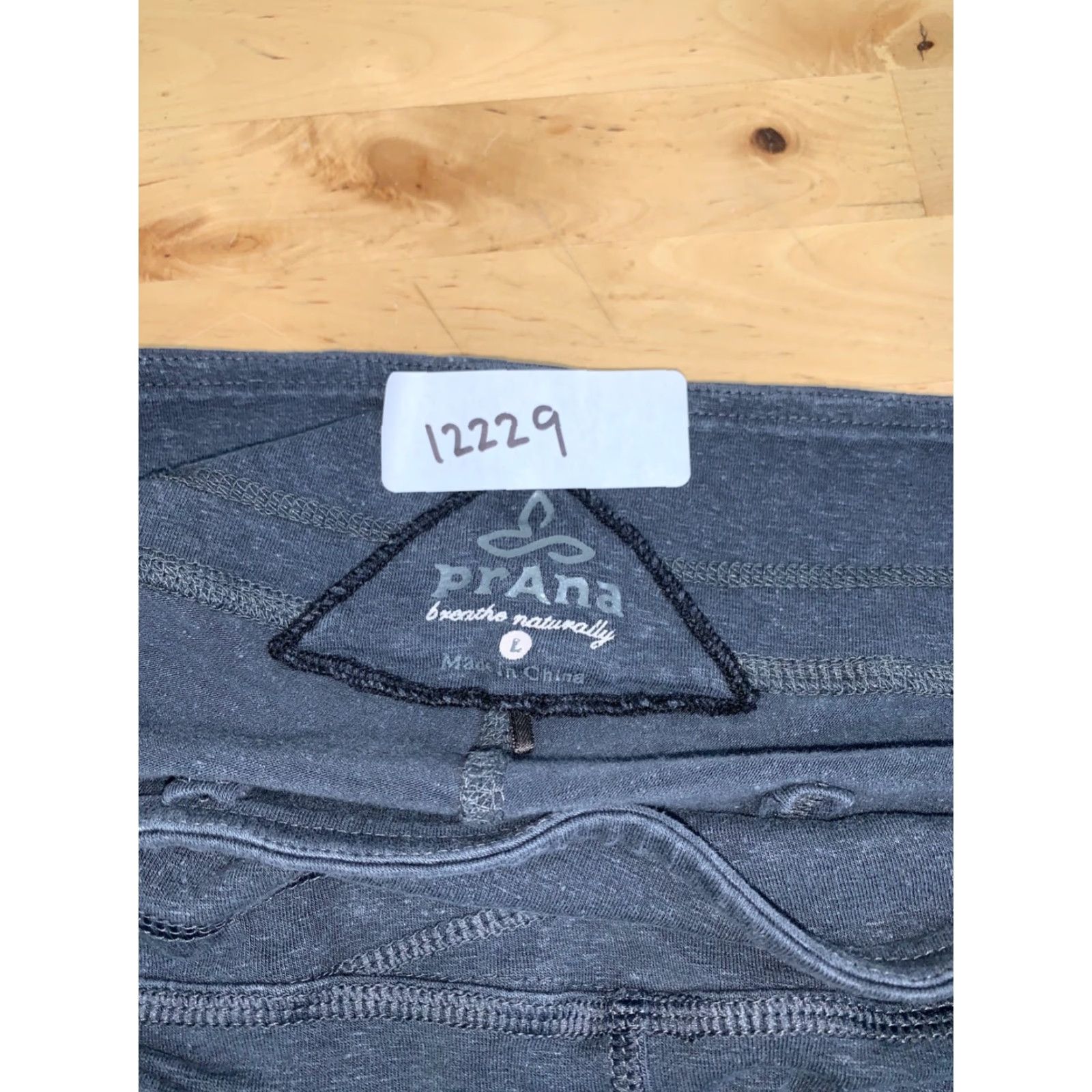 Prana prAna Leggings Womens L Gray Wide Leg Activewear Casual Stretch Size 36" / US 14 / IT 50 - 2 Thumbnail