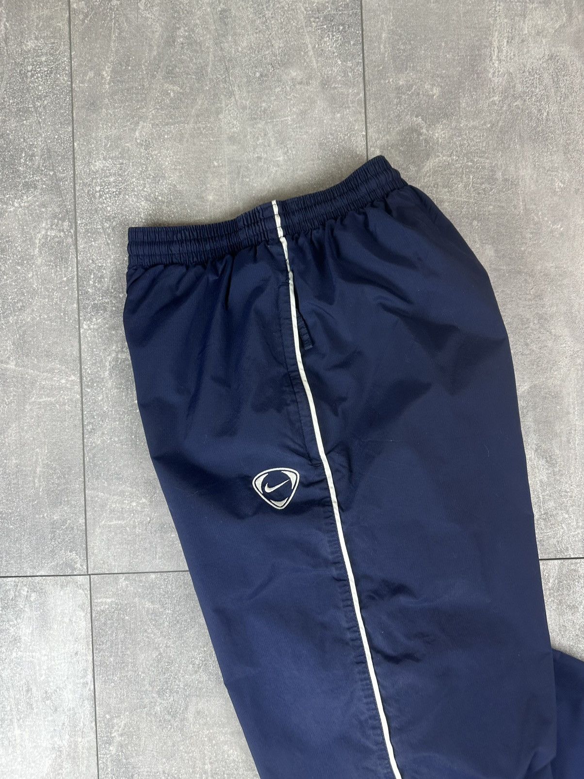 Nike Nike Vintage Nylon 2000S Swoosh Striped Track Nylon Pants Size US 34 / EU 50 - 5 Thumbnail