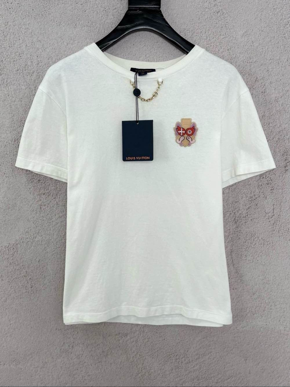 Louis Vuitton Louis Vuitton Graphic Patch T-Shirt Size M Size M / US 6-8 / IT 42-44 - 1 Thumbnail