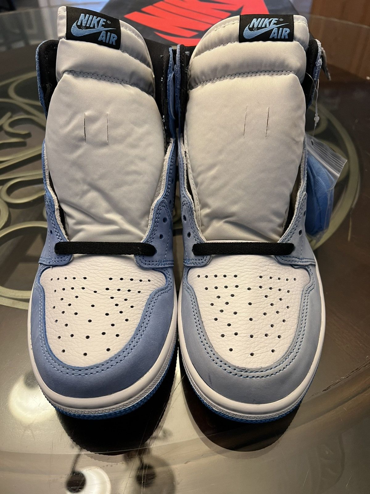 Jordan Brand Jordan 1 Retro High “University Blue 2021 Size US 10 / EU 43 - 3 Thumbnail