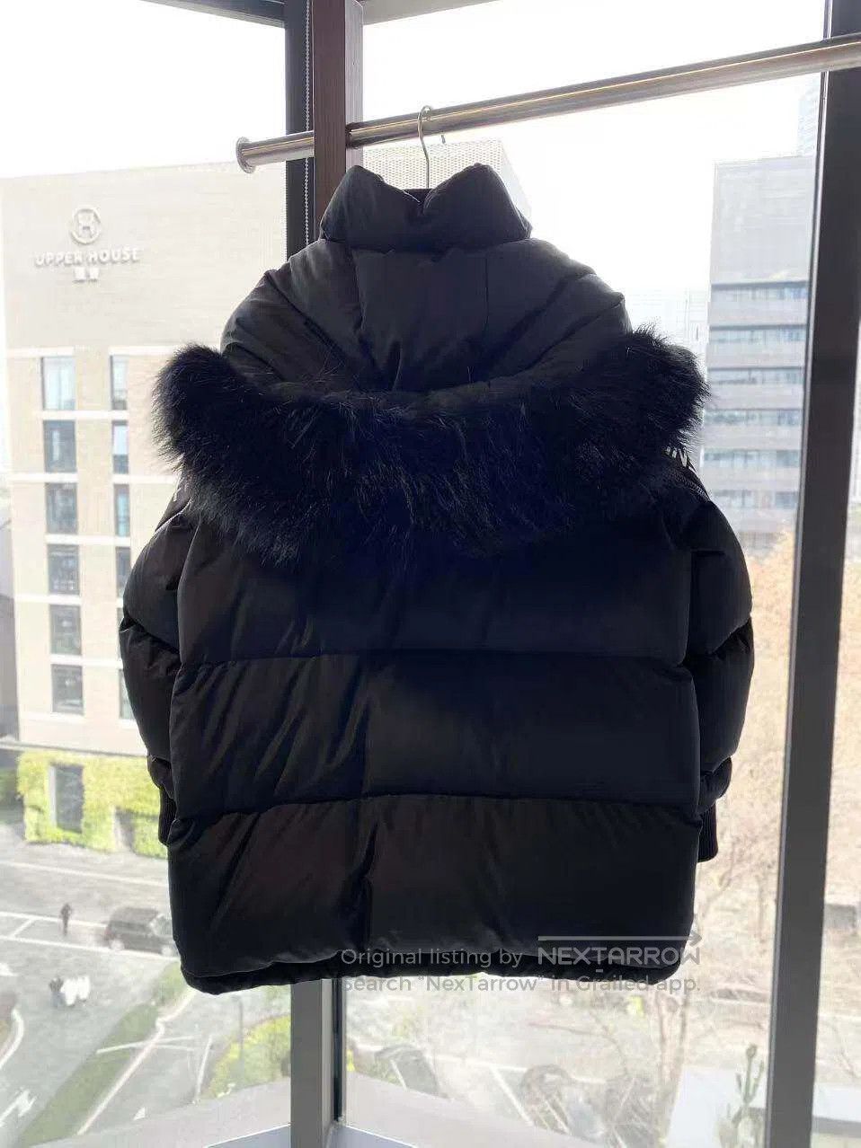 Fendi Fendi Letter Logo sleeve badge black down jacket| Size XS / US 0-2 / IT 36-38 - 3 Thumbnail