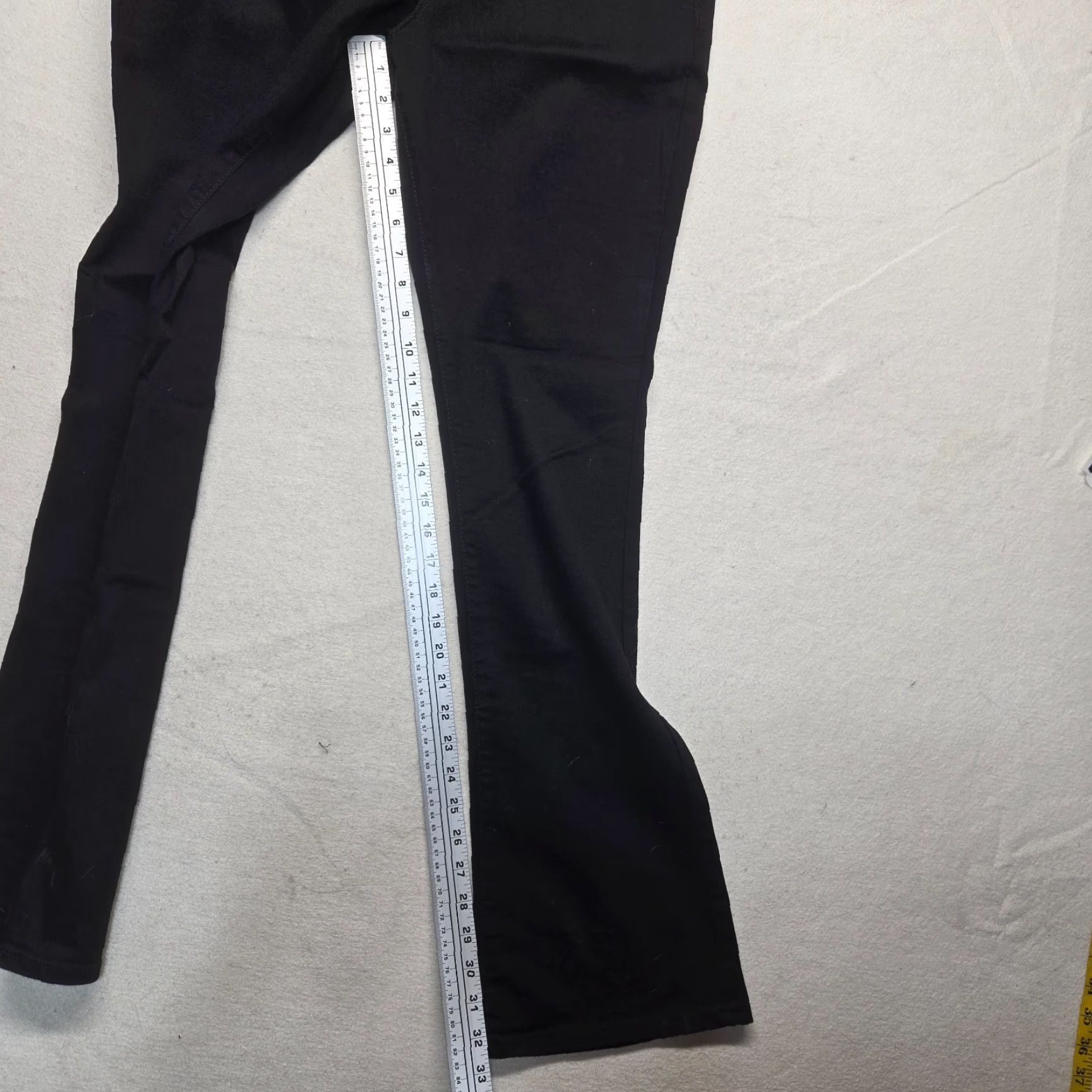 Old Navy VINTAGE Old Navy Rock Star Jeans Straight Fit Adult Women's Size 14 Black Denim Casual Pants Size 36" / US 14 / IT 50 - 7 Thumbnail
