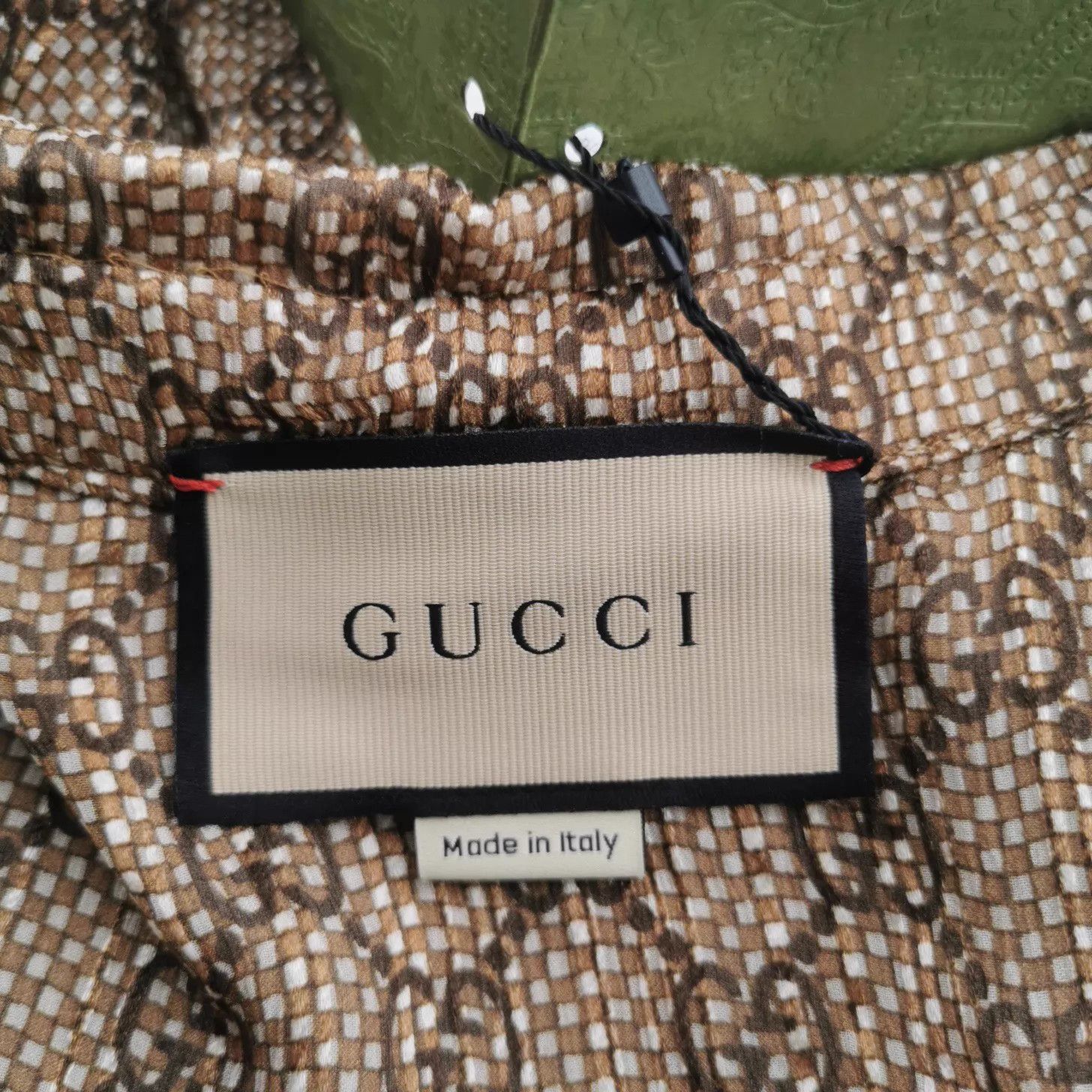 Gucci Gucci GG Supreme all over logo women's shirt Size S / US 4 / IT 40 - 6 Thumbnail