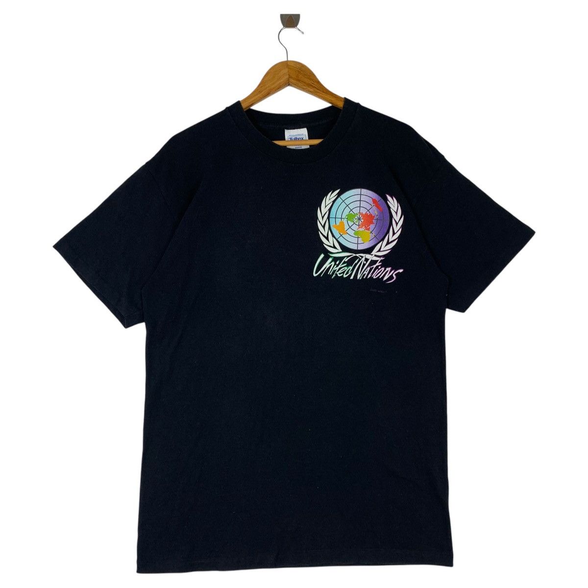 Vintage Vintage 90s UNITED NATION (UN) Big logo printed tee Size US M / EU 48-50 / 2 - 2 Thumbnail