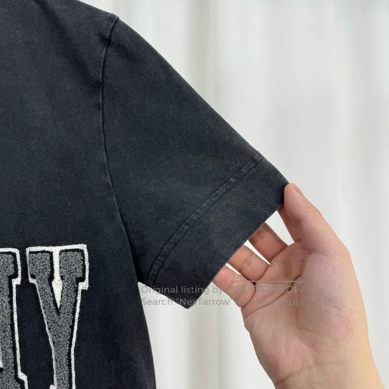 Givenchy Givenchy Flocked Letter Washed Short Sleeve (Size XS) Size US XS / EU 42 / 0 - 4 Thumbnail