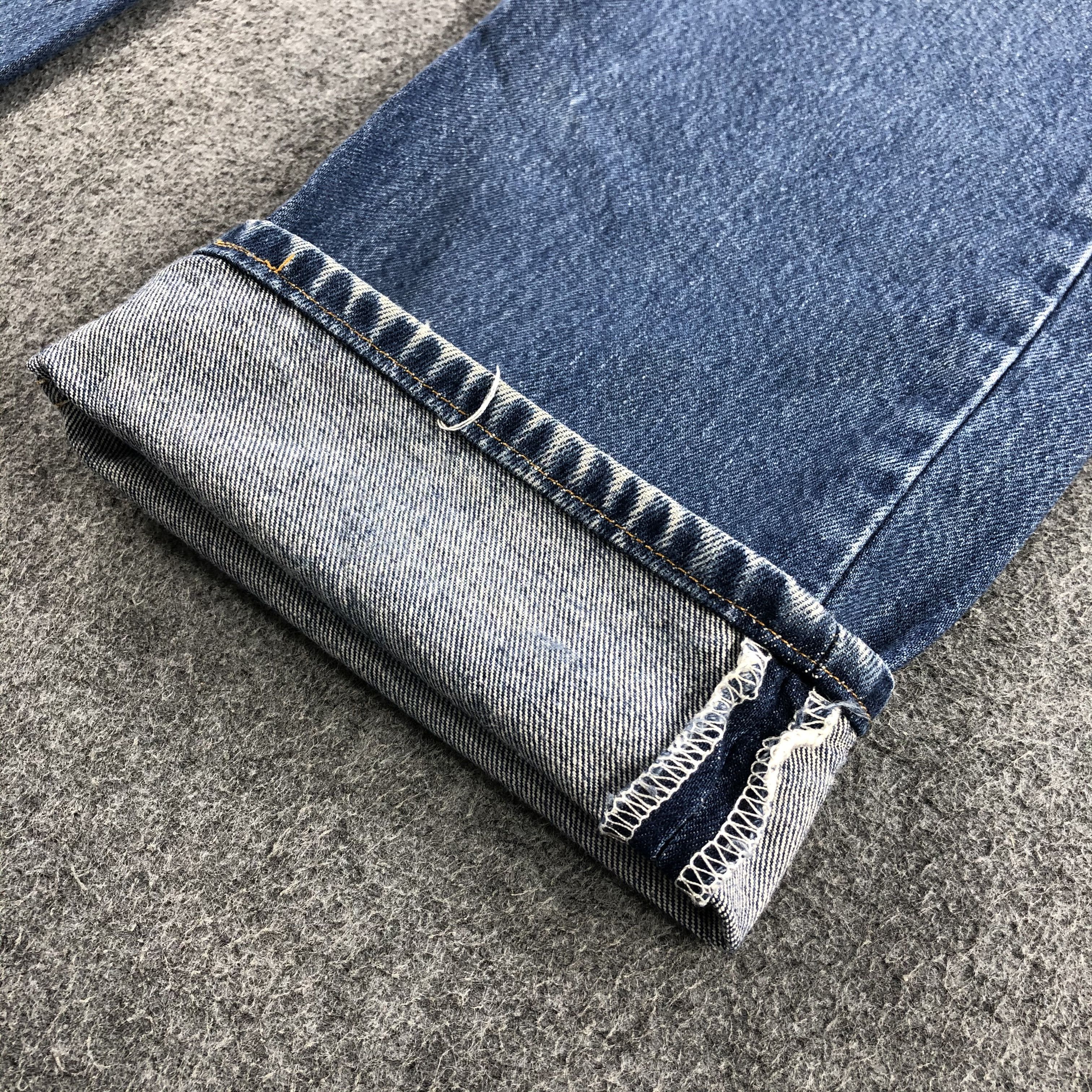 Levi's Vintage Levis Jeans Lot 501 -JM873 Size US 37 - 7 Thumbnail