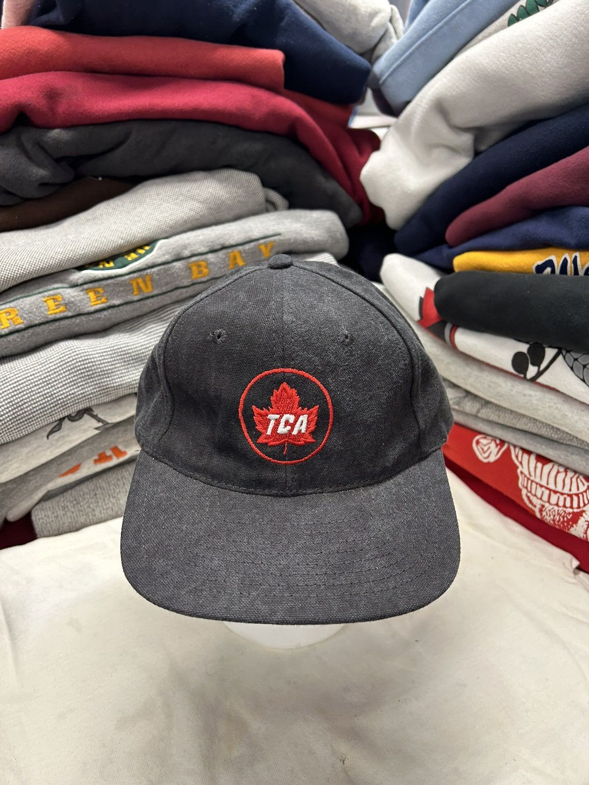 Vintage Crazy Vintage 90s Skater Grunge Grey Canada Strapback Hat Size ONE SIZE - 1 Thumbnail