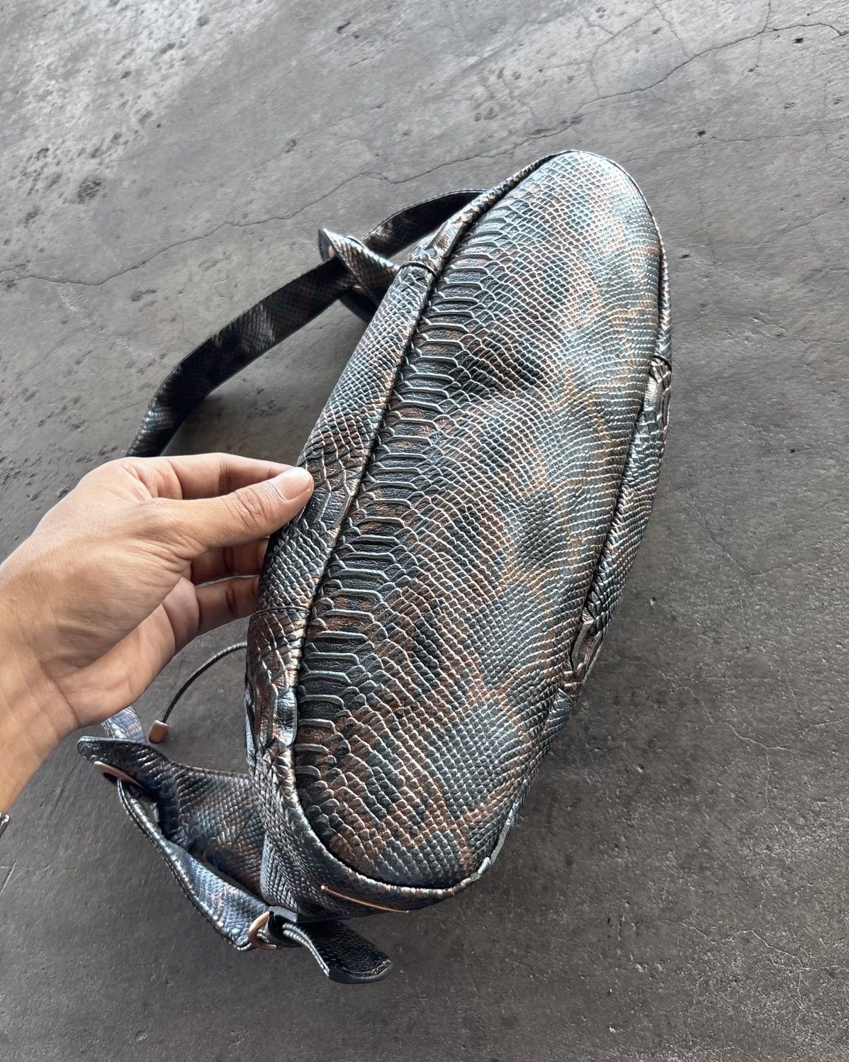 If Six Was Nine × Japanese Brand × Le Grande Bleu (L.G.B.) Charlie Lapson Vintage Crocodile Skin Style Bag Size ONE SIZE - 6 Thumbnail
