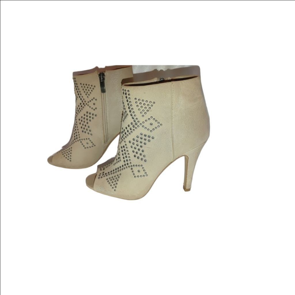 Vince Camuto Women's Vince Camuto Kanster Leather Peep Toe Booties Size 6 Size US 6 / IT 36 - 2 Thumbnail