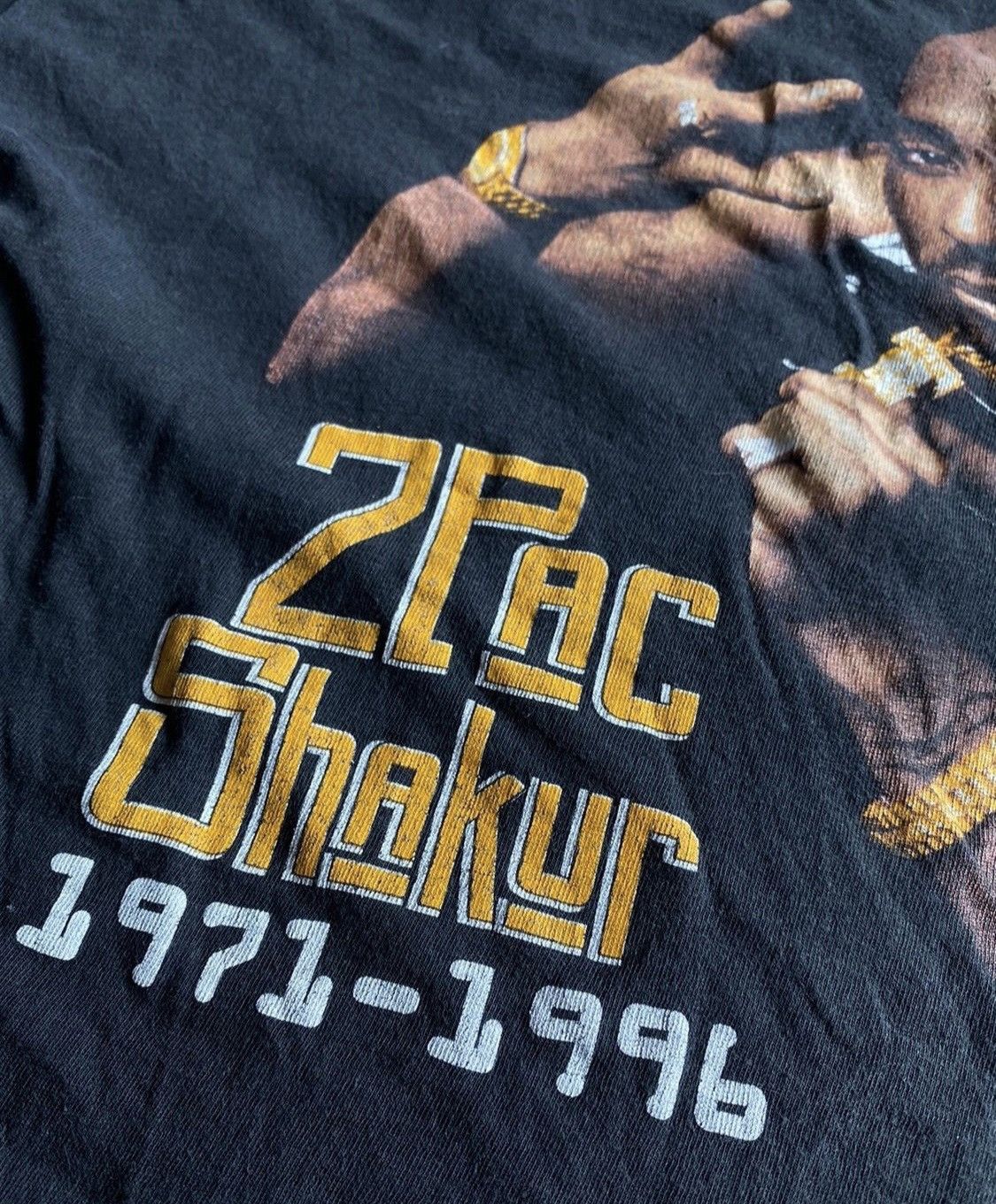 Band Tees Vintage 2000s 2pac Tupac Shakur T-Shirt Size US S / EU 44-46 / 1 - 3 Thumbnail