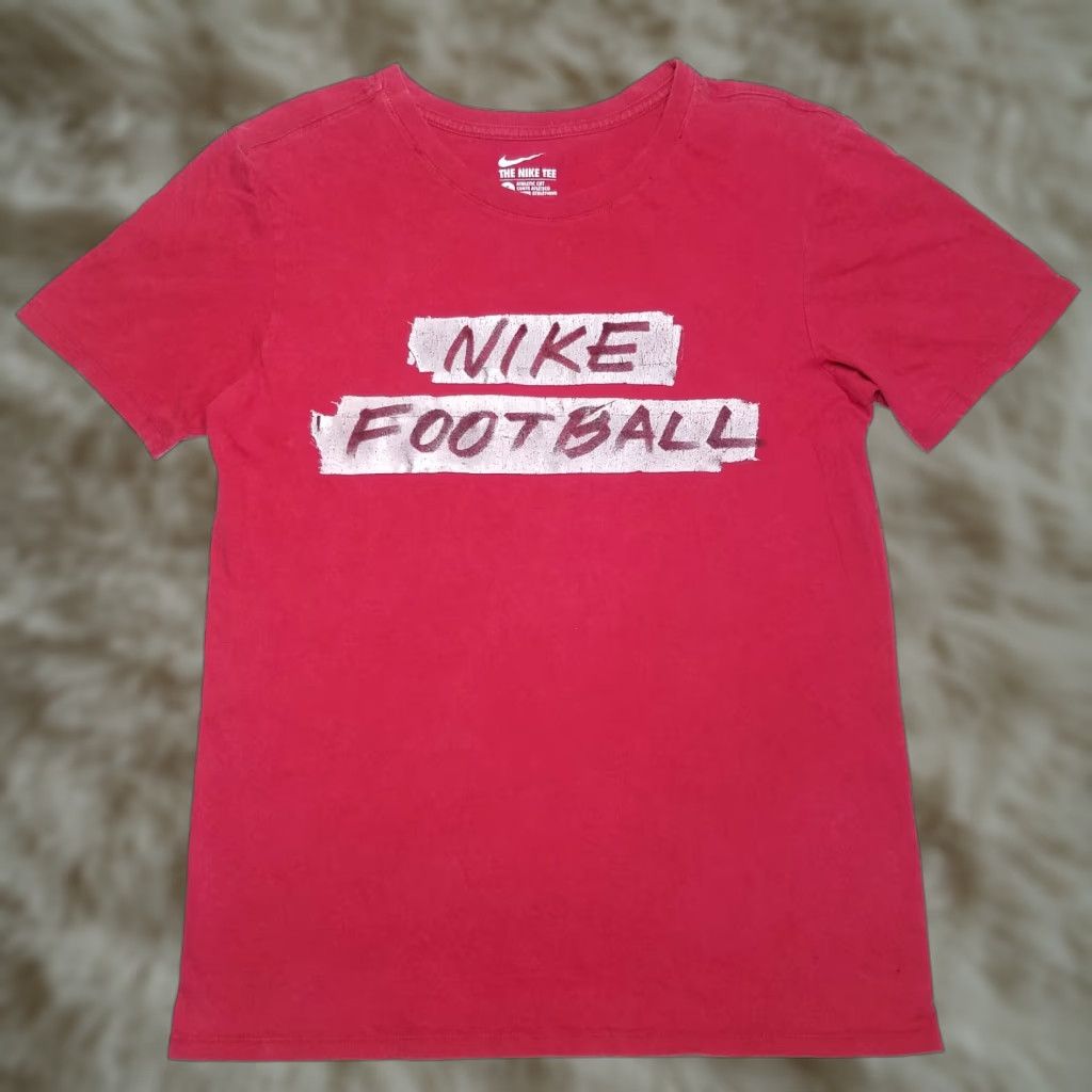 Nike Nike Football Graphic T-Shirt - Red - Adult Small - Crew Neck - Short Sleeve - Nike Brand - Unisex Mens Womens - Used Size US S / EU 44-46 / 1 - 1 Thumbnail