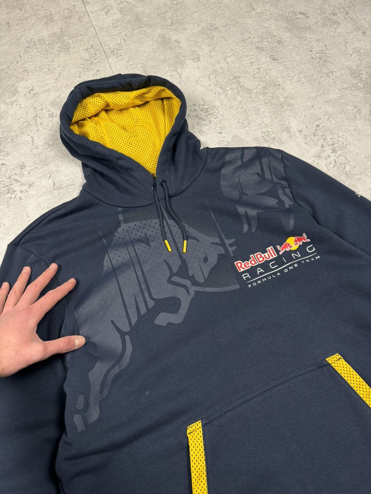 Red Bull Puma Red Bull Racing Formula One Team Hoodie Big Logo SizeXL Size US XL / EU 56 / 4 - 6 Thumbnail