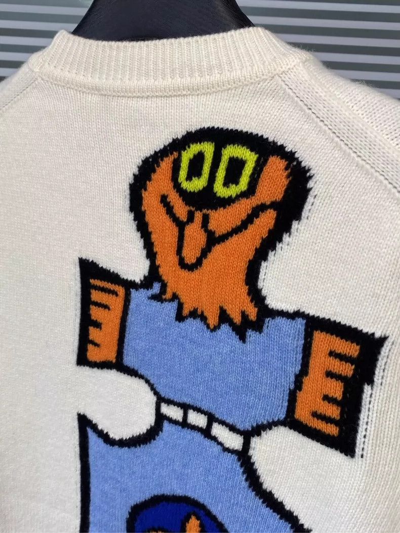 Louis Vuitton LOUIS VUITTON Cartoon Puzzle Beige sweater 2504-Nextarrow Size US S / EU 44-46 / 1 - 5 Thumbnail