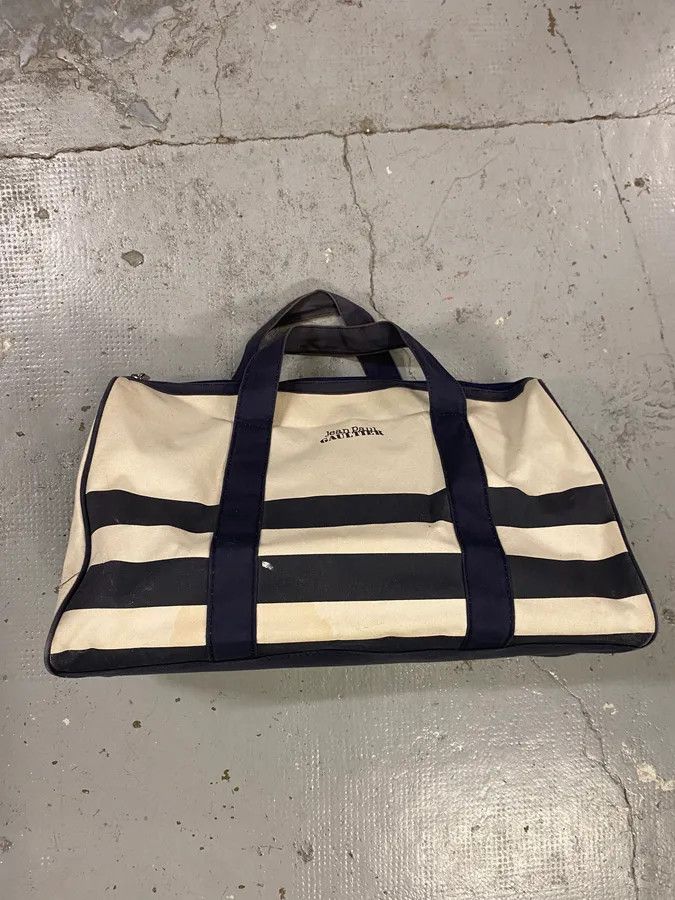 Jean Paul Gaultier 2000s Jean Paul Gaultier Weekend White Bag Size ONE SIZE - 1 Thumbnail