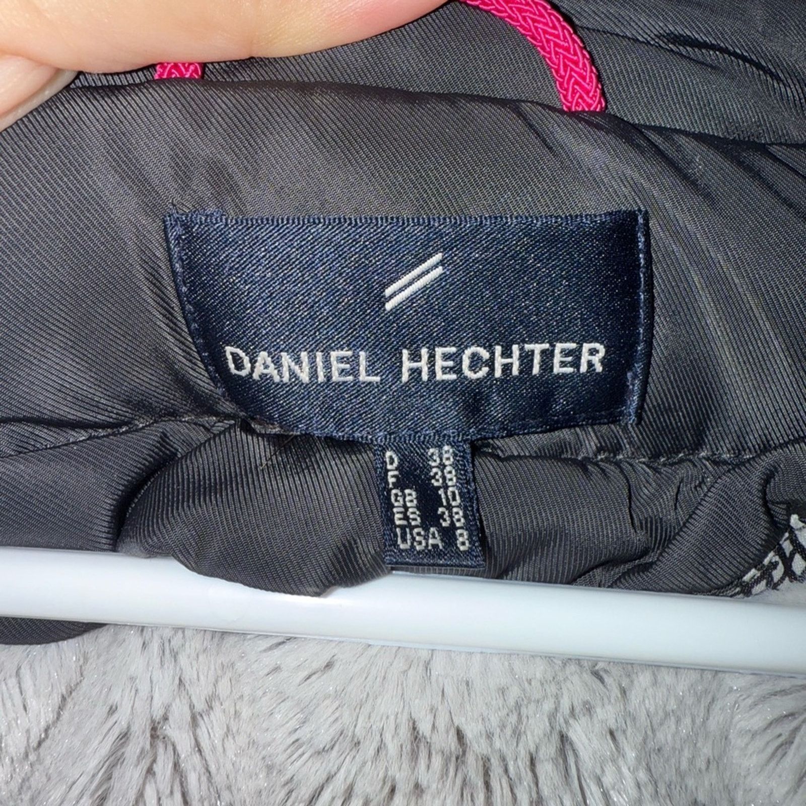 Daniel Hechter Daniel Hechter Faux Fur Hooded Parka Belt Black Size 8 Size M / US 6-8 / IT 42-44 - 9 Thumbnail