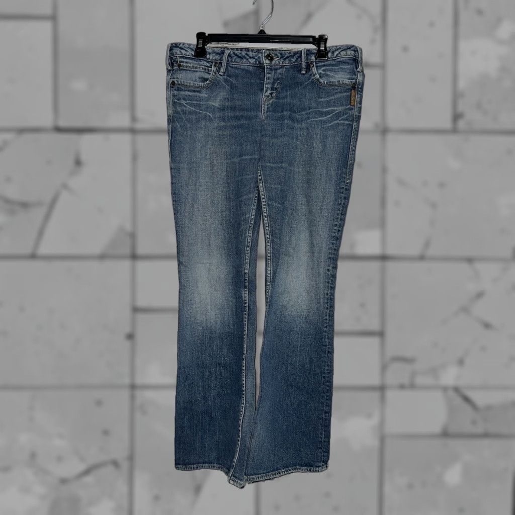Silver Jeans Co. VINTAGE Silver Jeans Kyle Straight Jeans Womens 30x31 Blue Womens Jeans Kyle Straight 30x31 Size 30" / US 8 / IT 44 - 1 Thumbnail