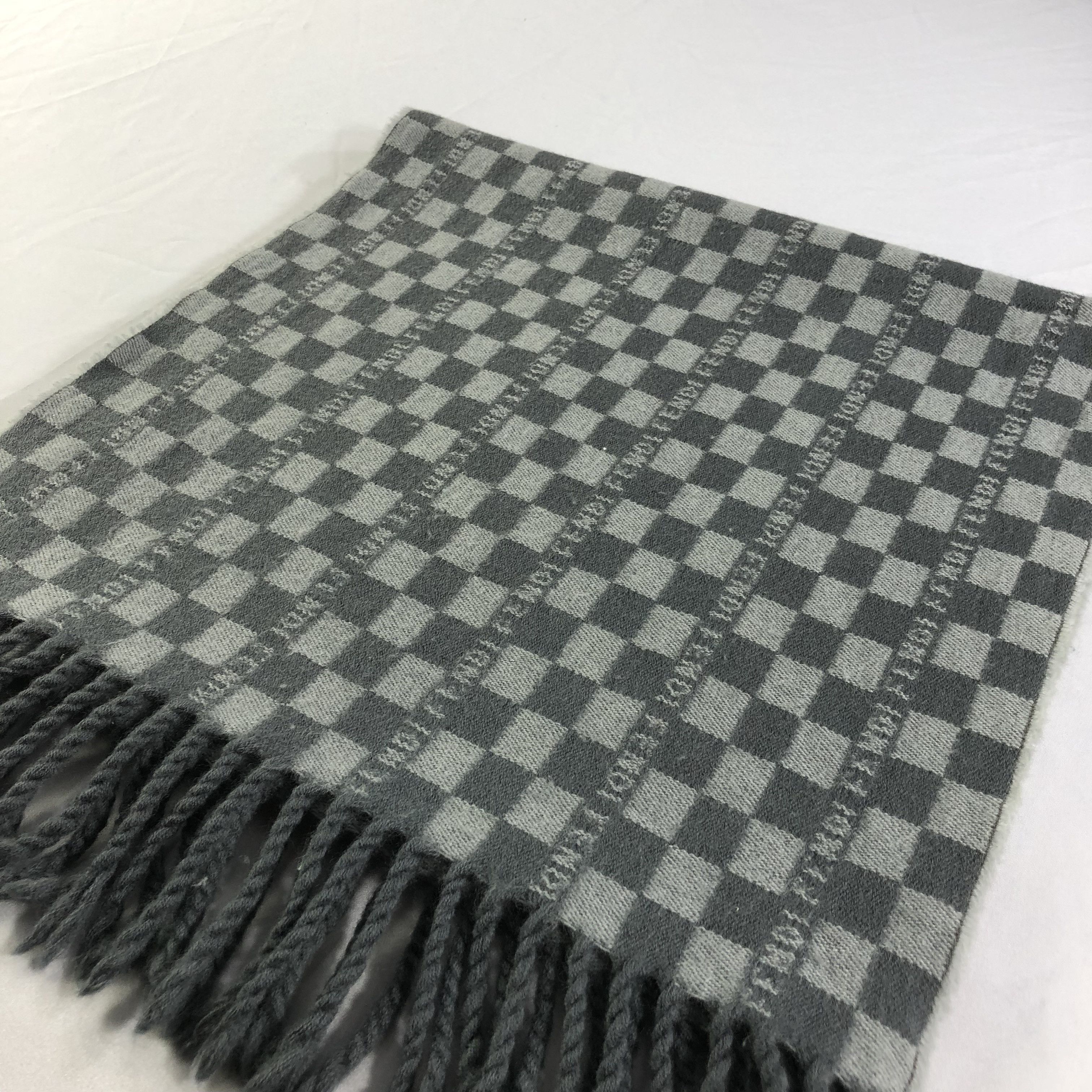 Fendi Fendi Checkered Wool Scarf Muffler V1446 Size ONE SIZE - 3 Thumbnail
