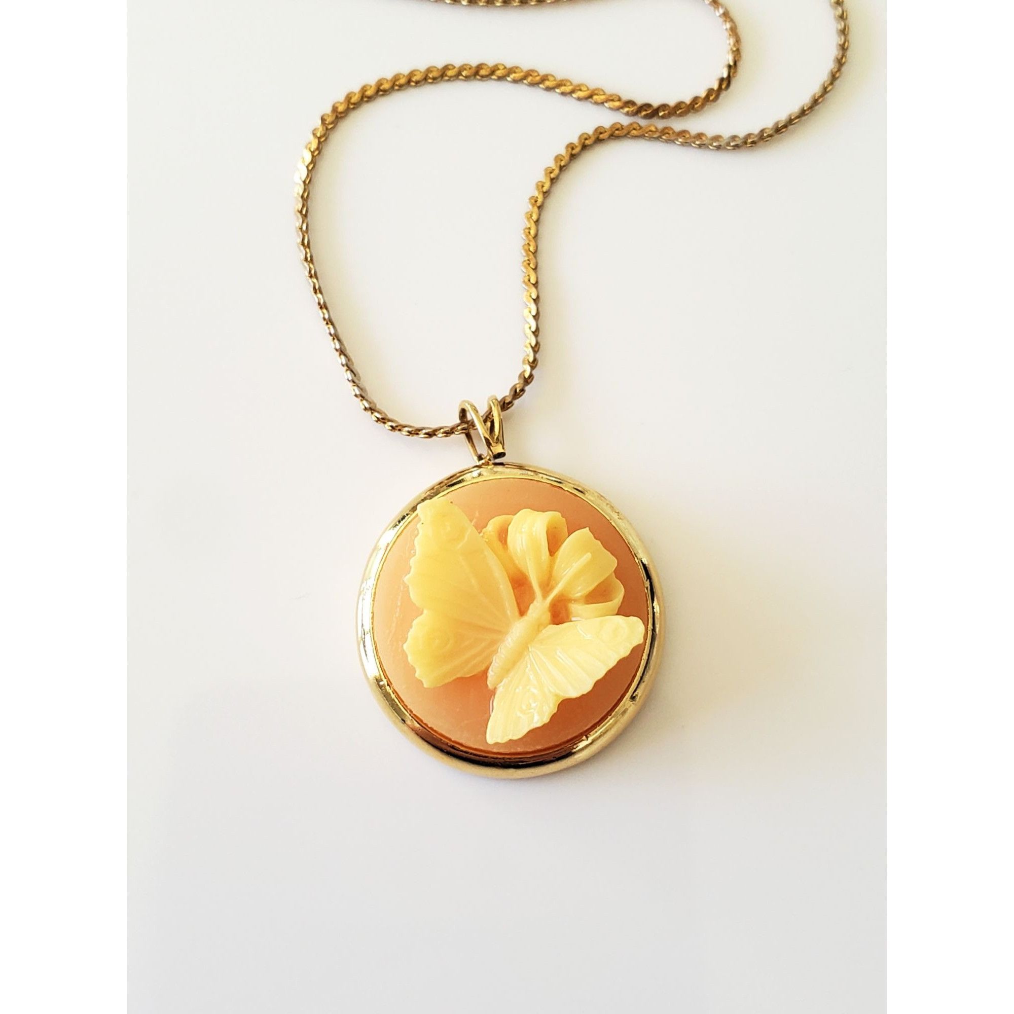 Other Vintage 1980s Trifari Designer Butterfly Cameo Necklace Size ONE SIZE - 1 Thumbnail