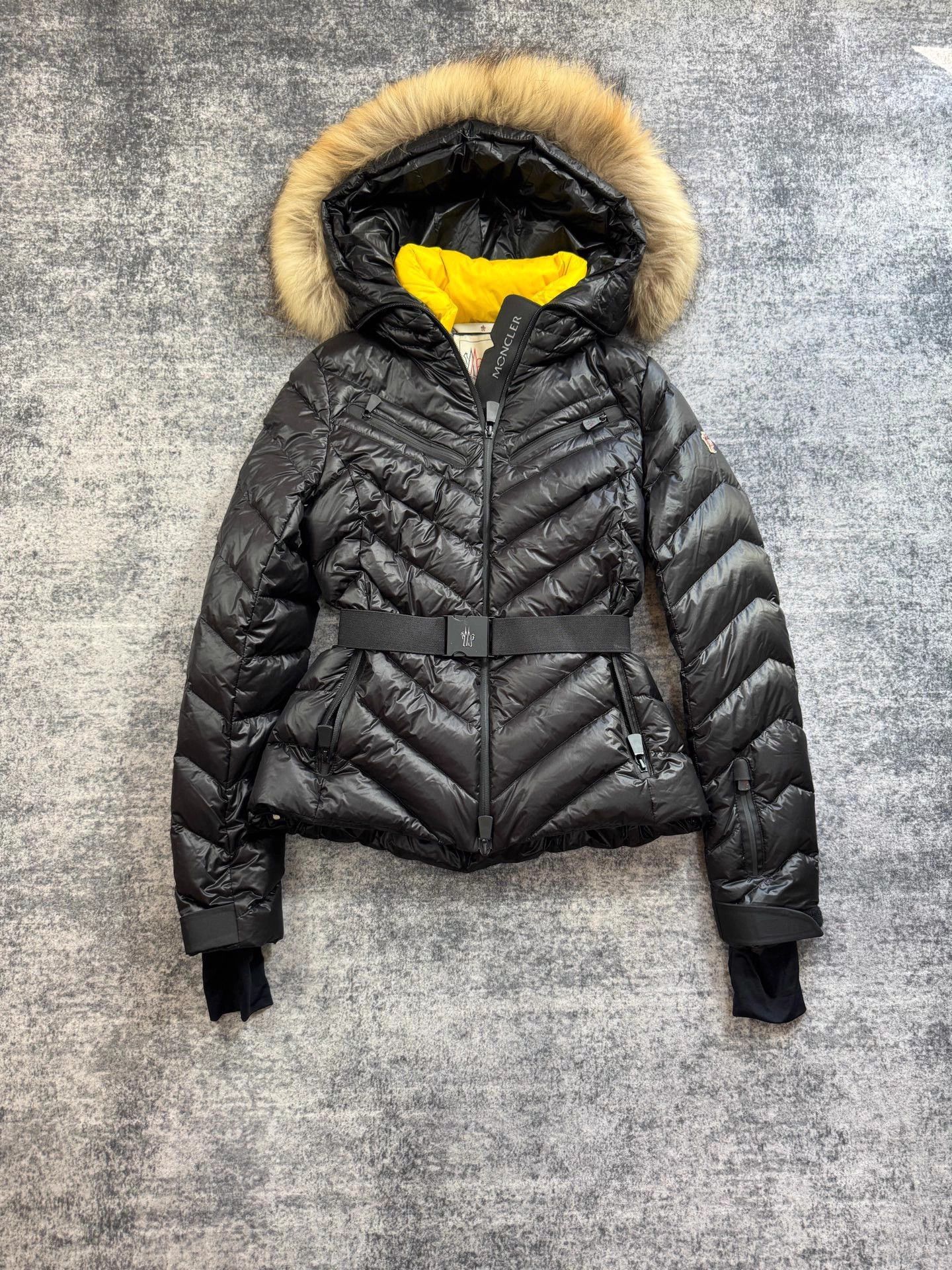 Moncler Moncler Black Ski Collection Malawy Belted Down Jacket Size S / US 4 / IT 40 - 1 Thumbnail
