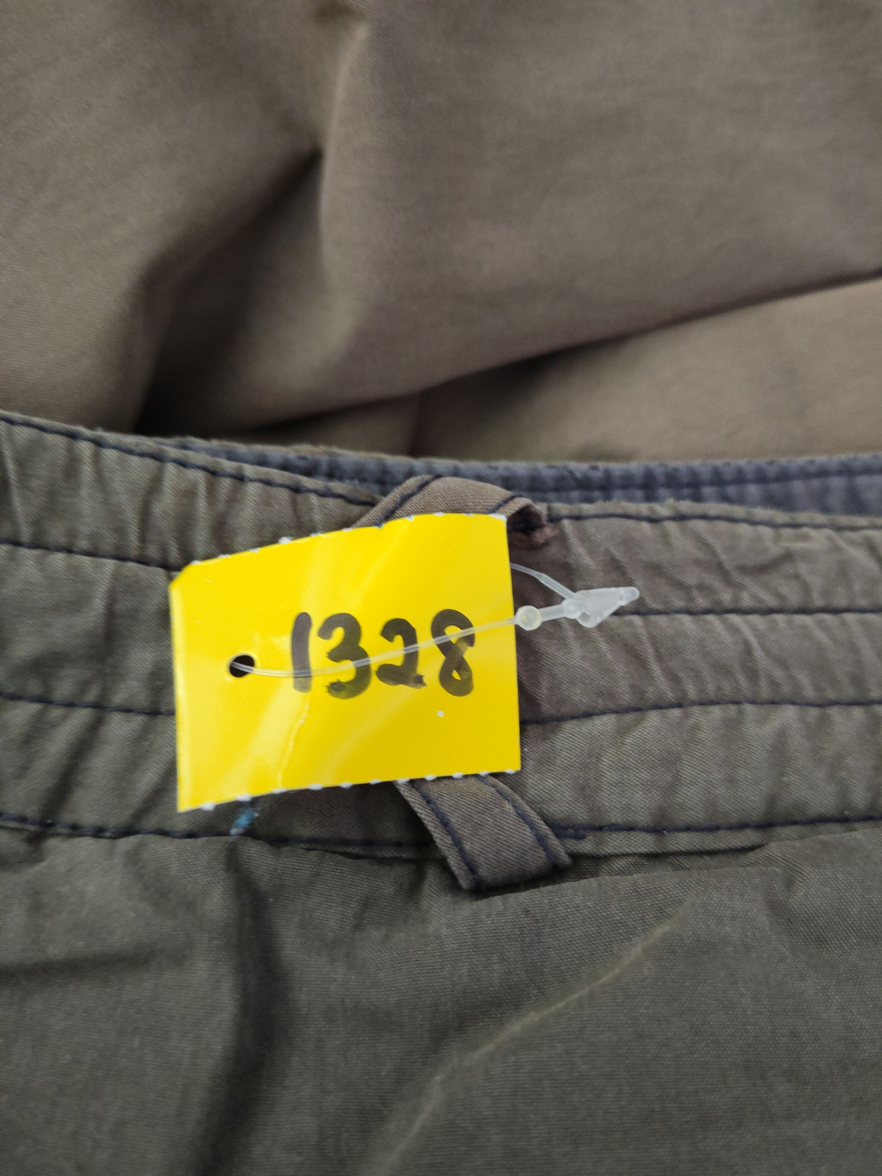 Japanese Brand DL Japanese Brand Olive Faded Multipocket Cargo Pants #1328 Size US 33 - 15 Thumbnail