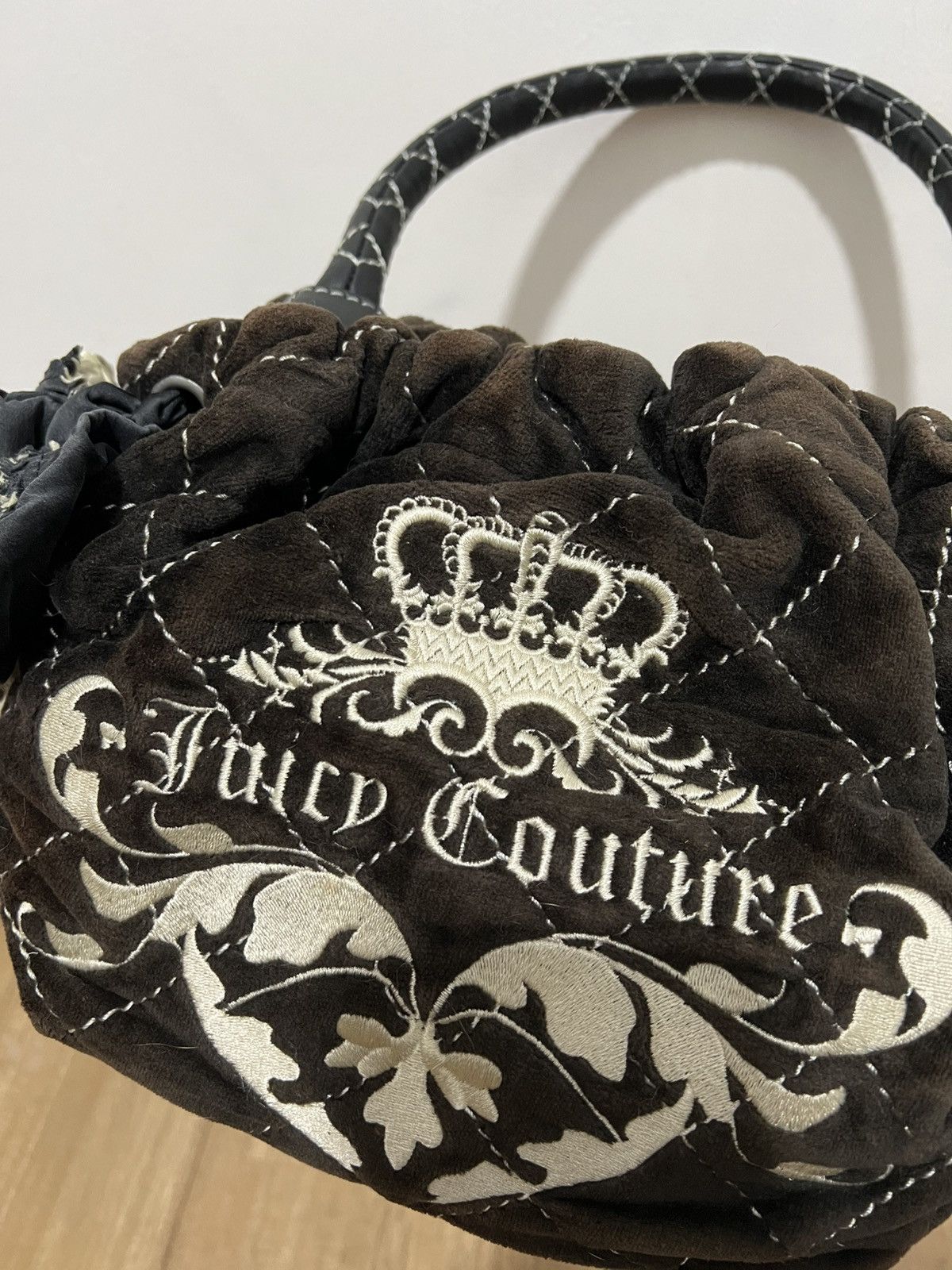 Juicy Couture Vintage Juicy Couture Velour Quilted bag Size ONE SIZE - 2 Thumbnail