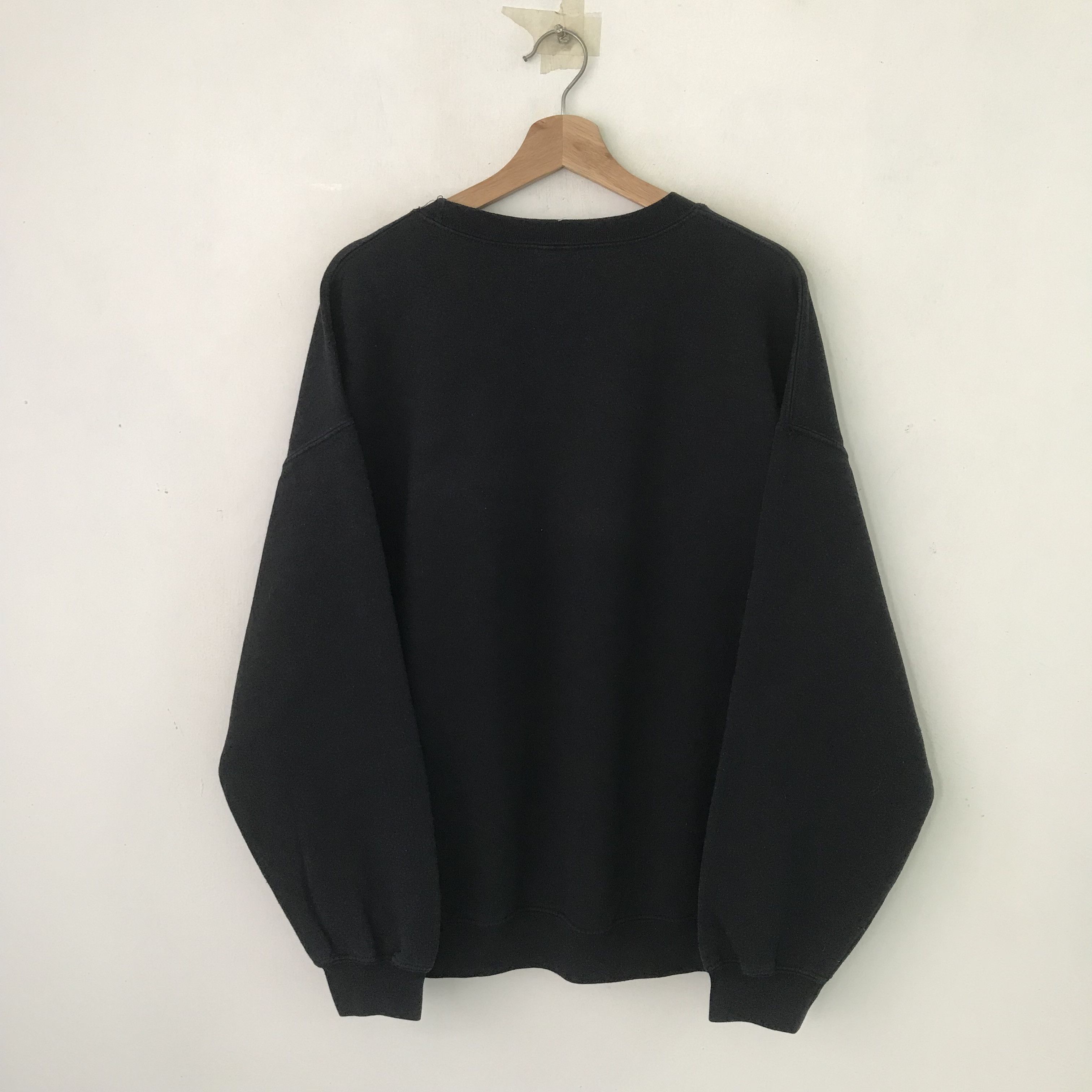 Boston Traders Vintage Y2K Boston Black Sweatshirt - 125 Size US XL / EU 56 / 4 - 2 Thumbnail
