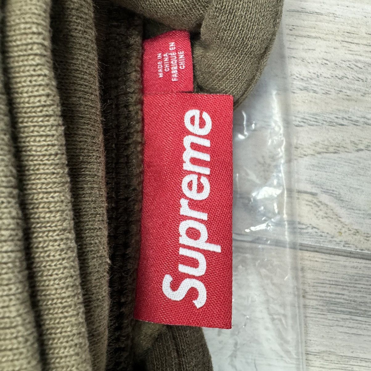 Supreme Supreme Wrapped Half Zip Hooded Sweatshirt Dusty Brown SS24 Size US XXL / EU 58 / 5 - 6 Thumbnail