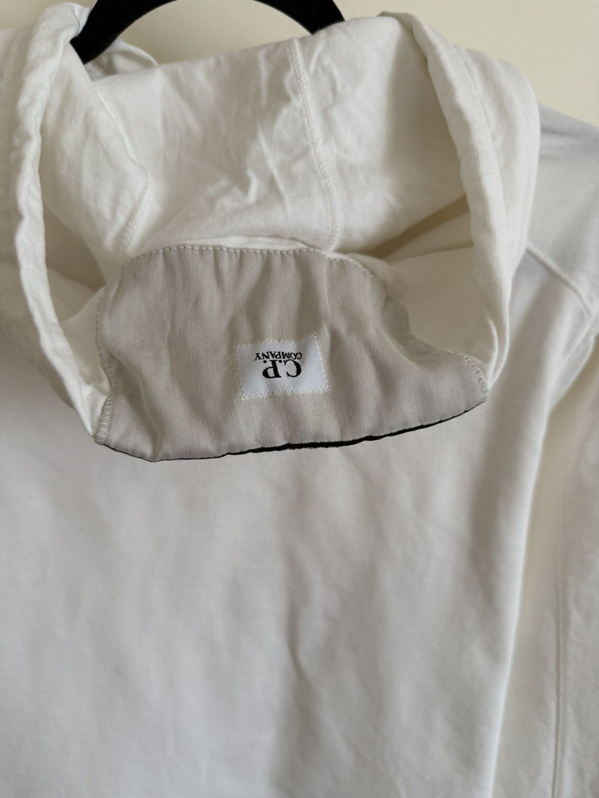 C.P. Company C.P. Company White Hooded Lens Sweatshirt – Size S Size US S / EU 44-46 / 1 - 4 Thumbnail