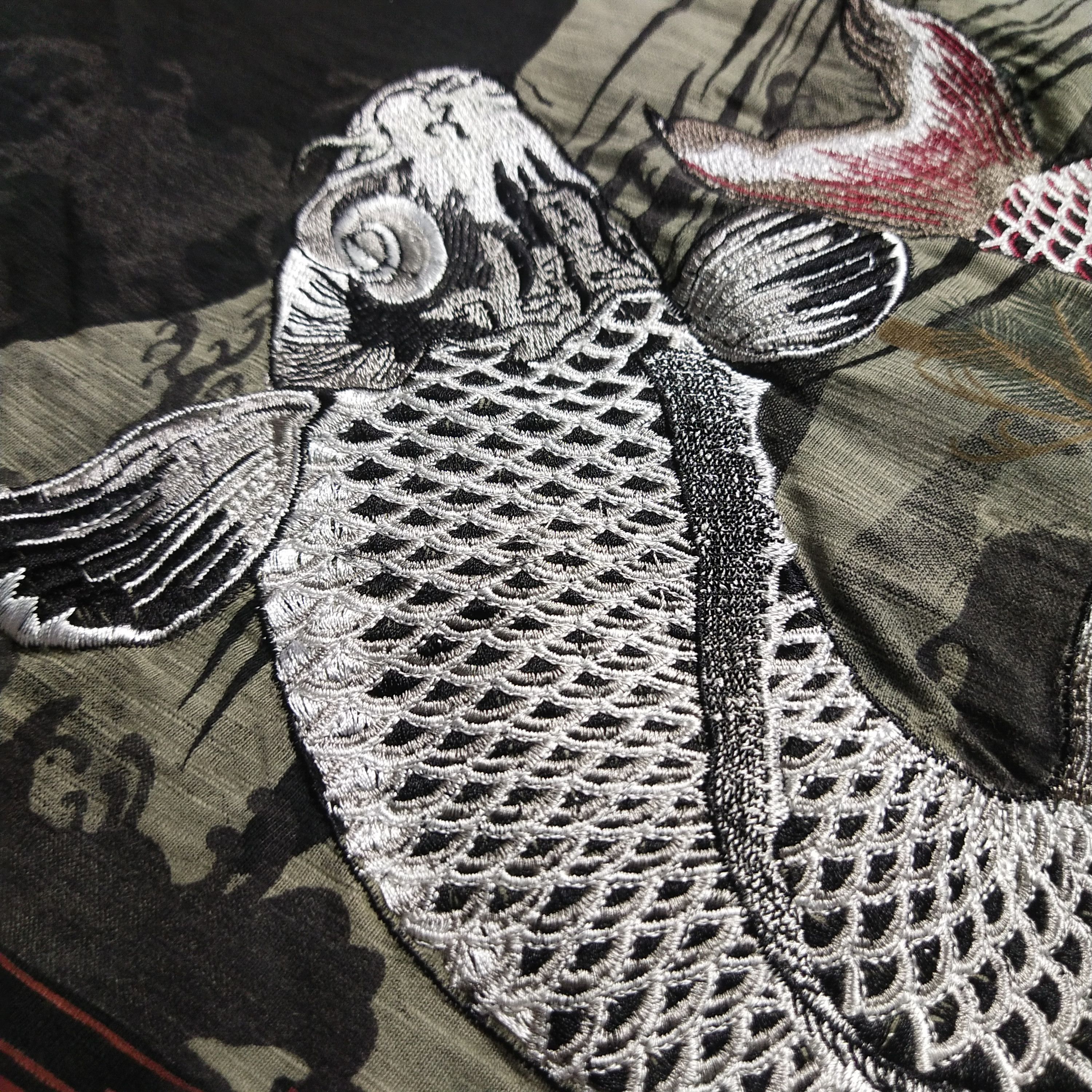 Japanese Brand × Vintage Distressed KOI fish Tee Size US M / EU 48-50 / 2 - 9 Thumbnail